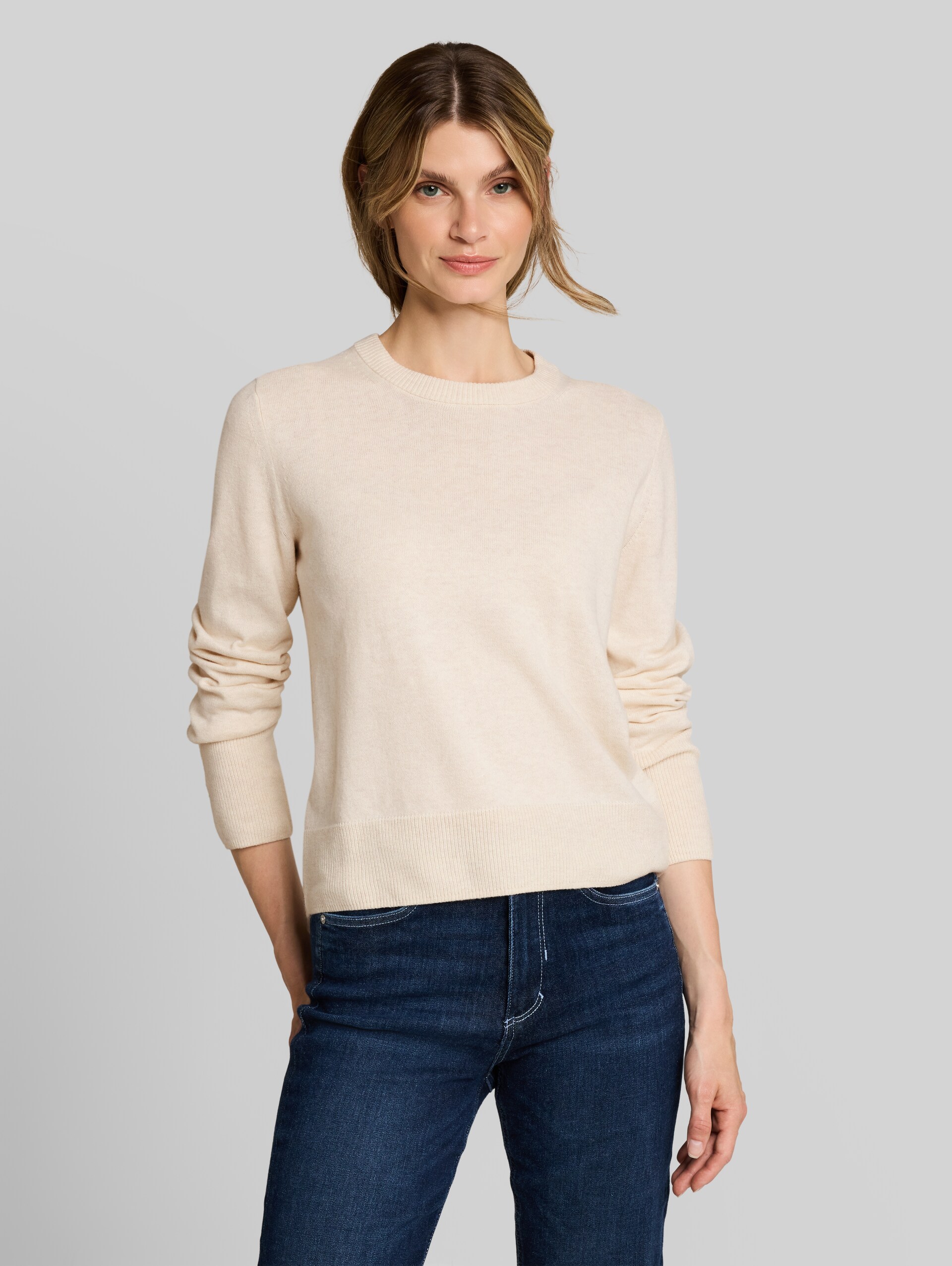 Strickpullover mit Kaschmir-Anteil - whisper offwhite melange - Ausschnitt Model-Vorderansicht