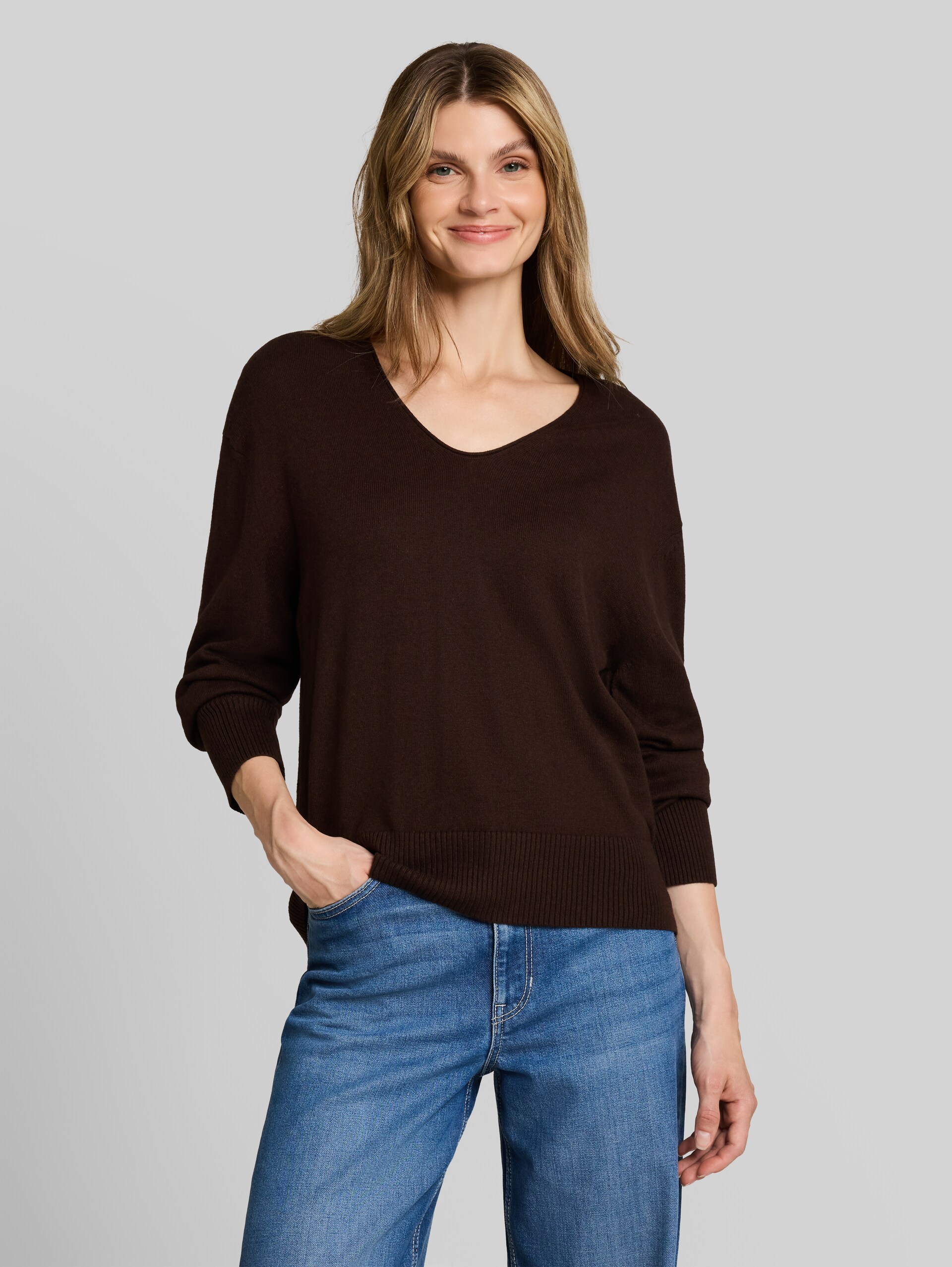 Oversize Strickpullover mit Kaschmir-Anteil - java dark brown melange - Ausschnitt Model-Vorderansicht