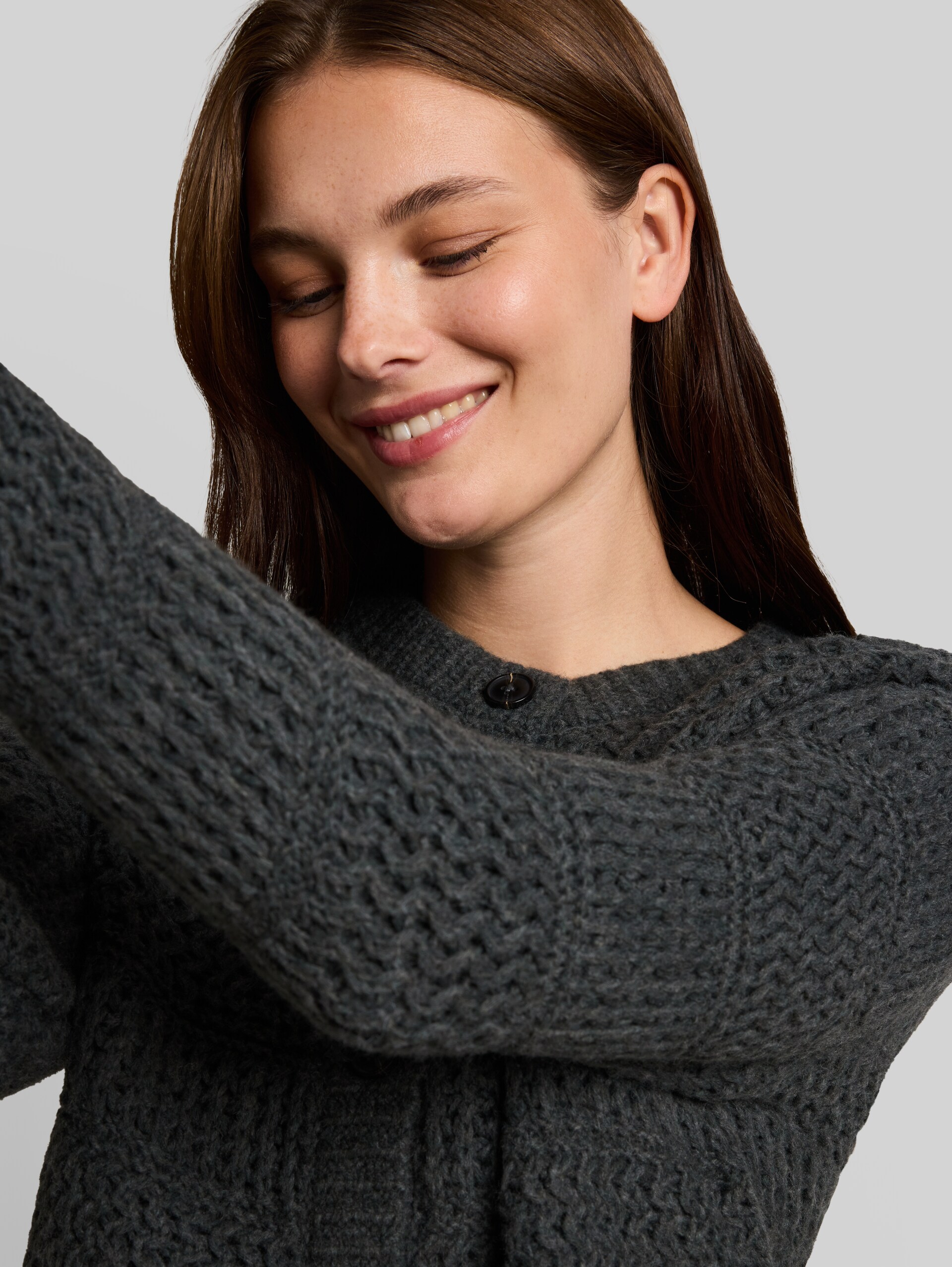 Cardigan avec une touche de laine - dark olive melange - Vue détaillée du modèle