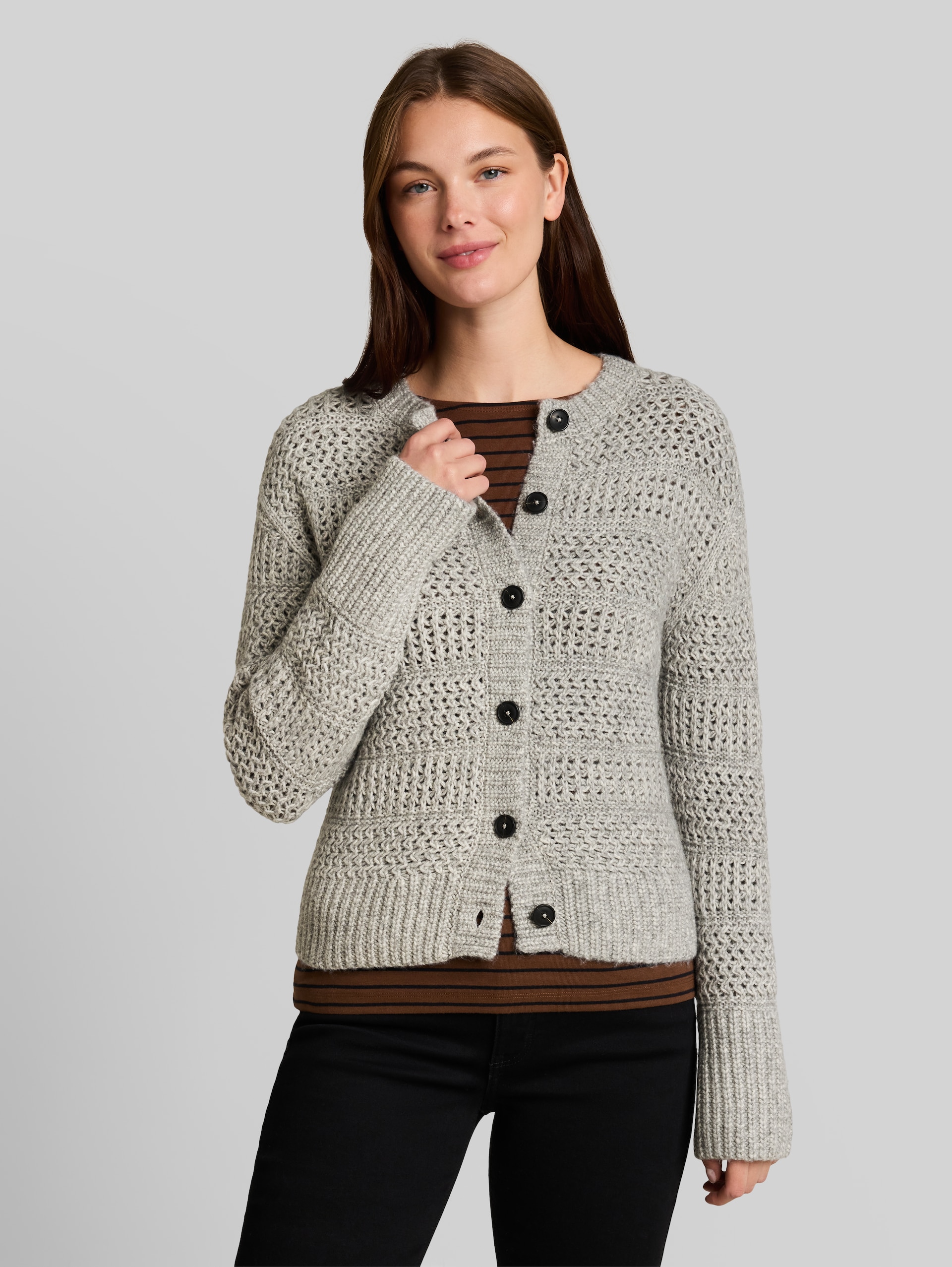 Cardigan avec une touche de laine - soft grey melange - Découpe Vue de face du modèle