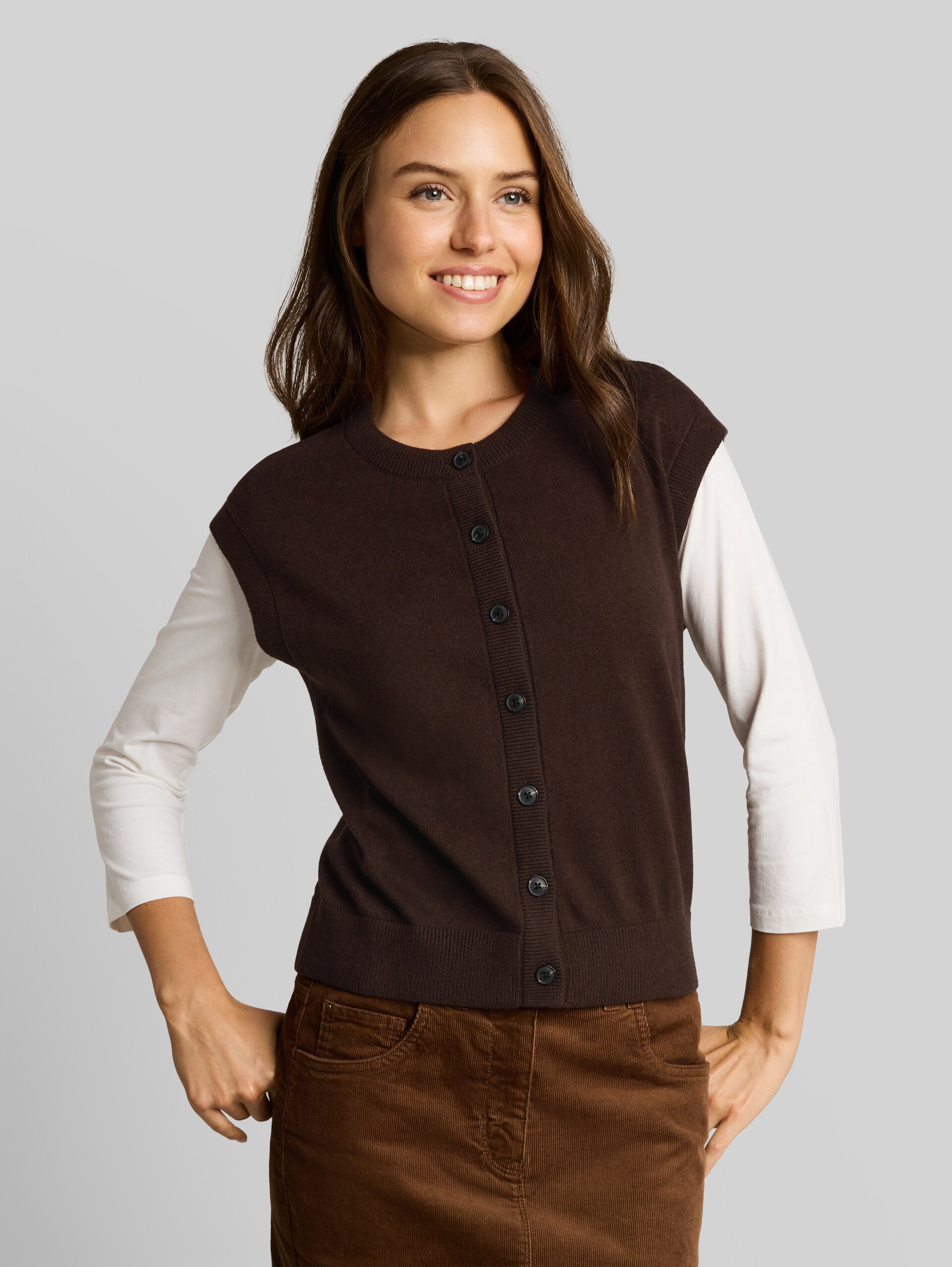 Pullunder mit Kaschmir-Anteil - java dark brown melange - Ausschnitt Model-Vorderansicht