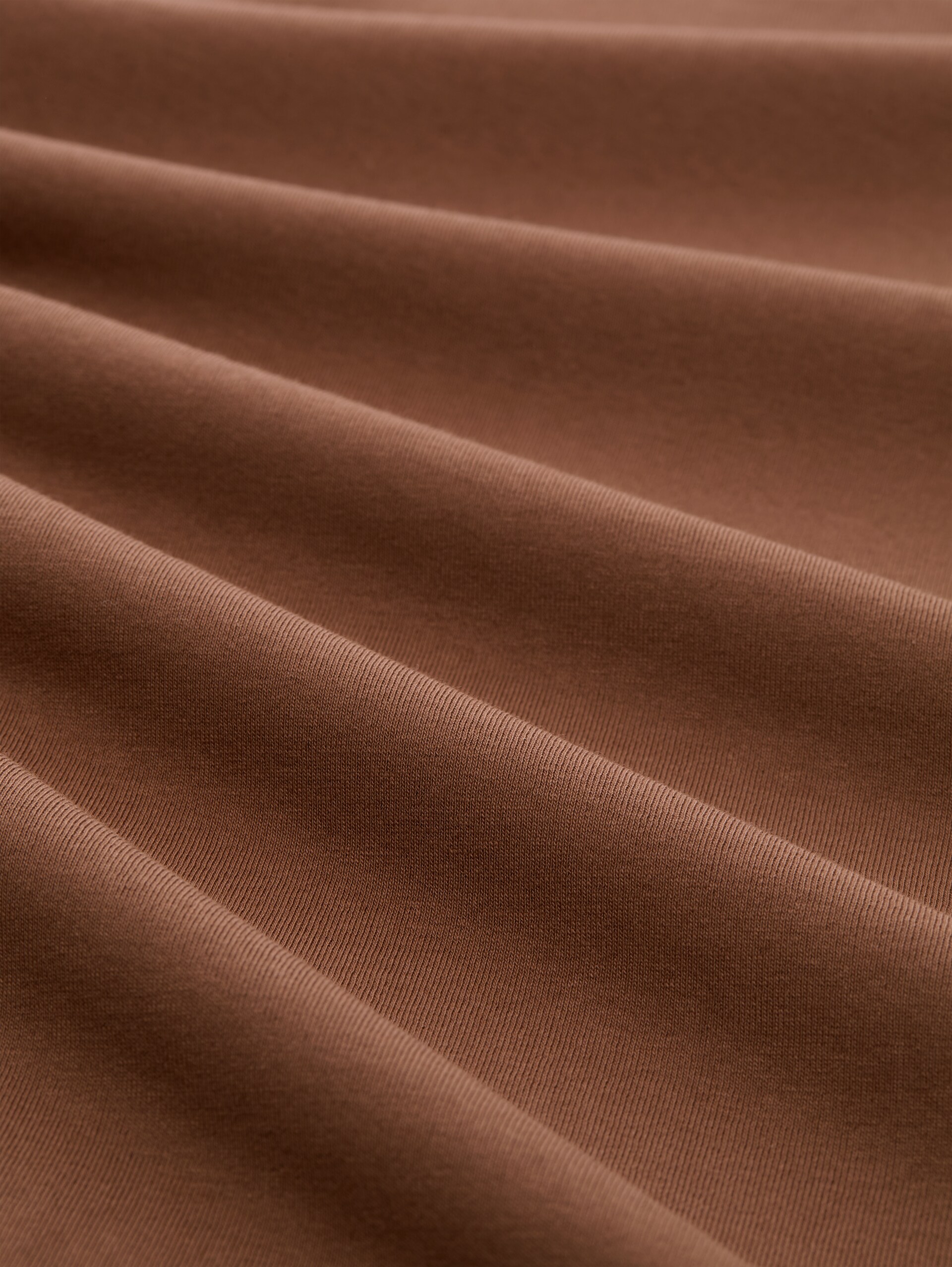 Slim Fit Langarmshirt mit U-Boot-Ausschnitt - camel - Material-Ansicht