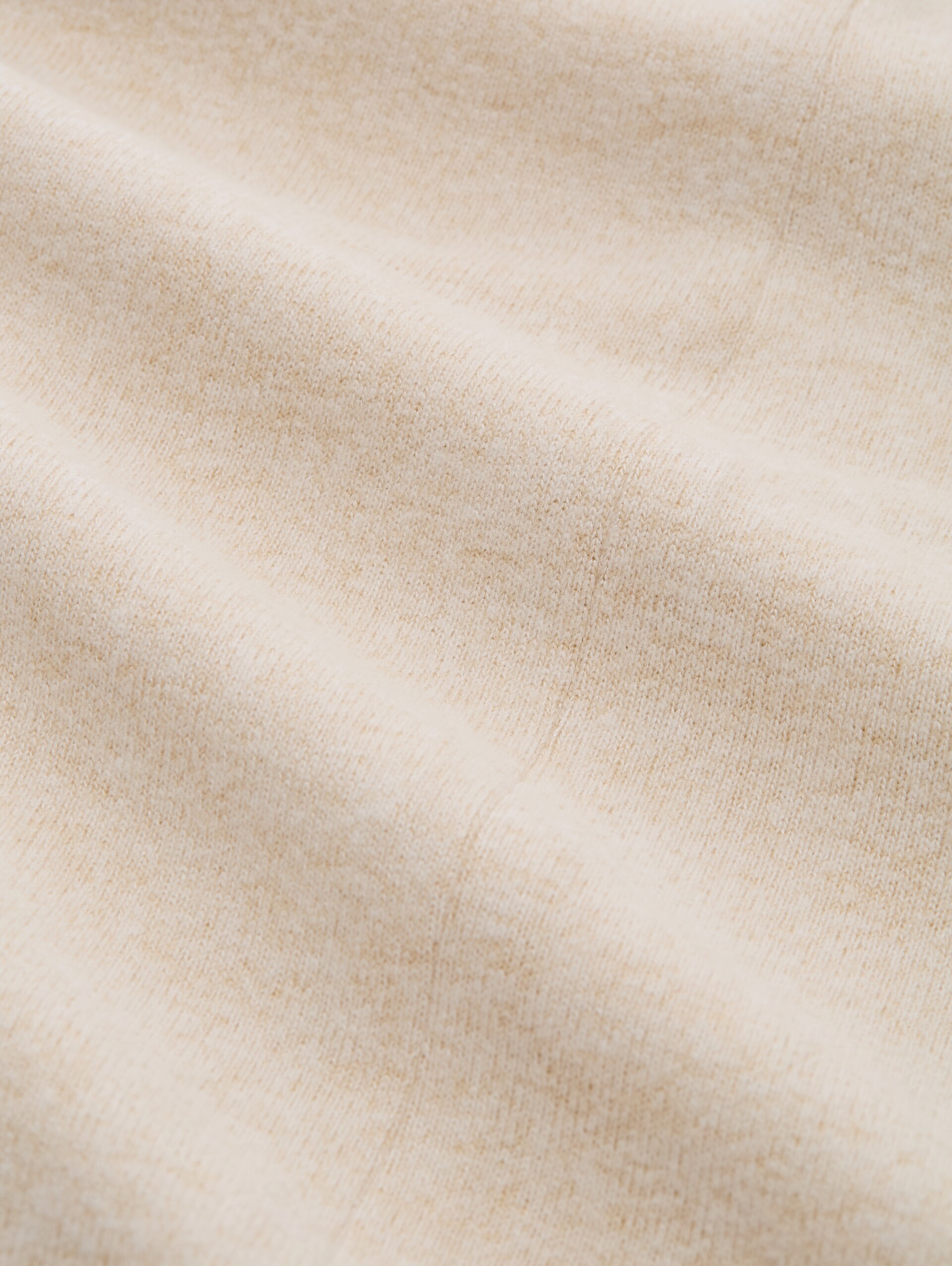 Cosy Langarmshirt mit V-Ausschnitt - whisper offwhite melange - Material-Ansicht