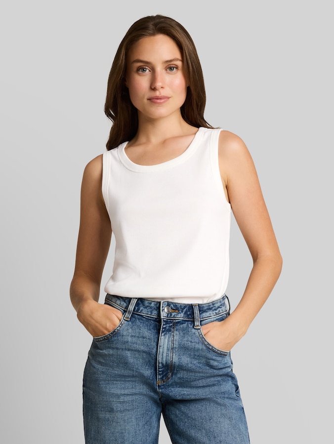 Top mit Rippstruktur von Women, Whisper White