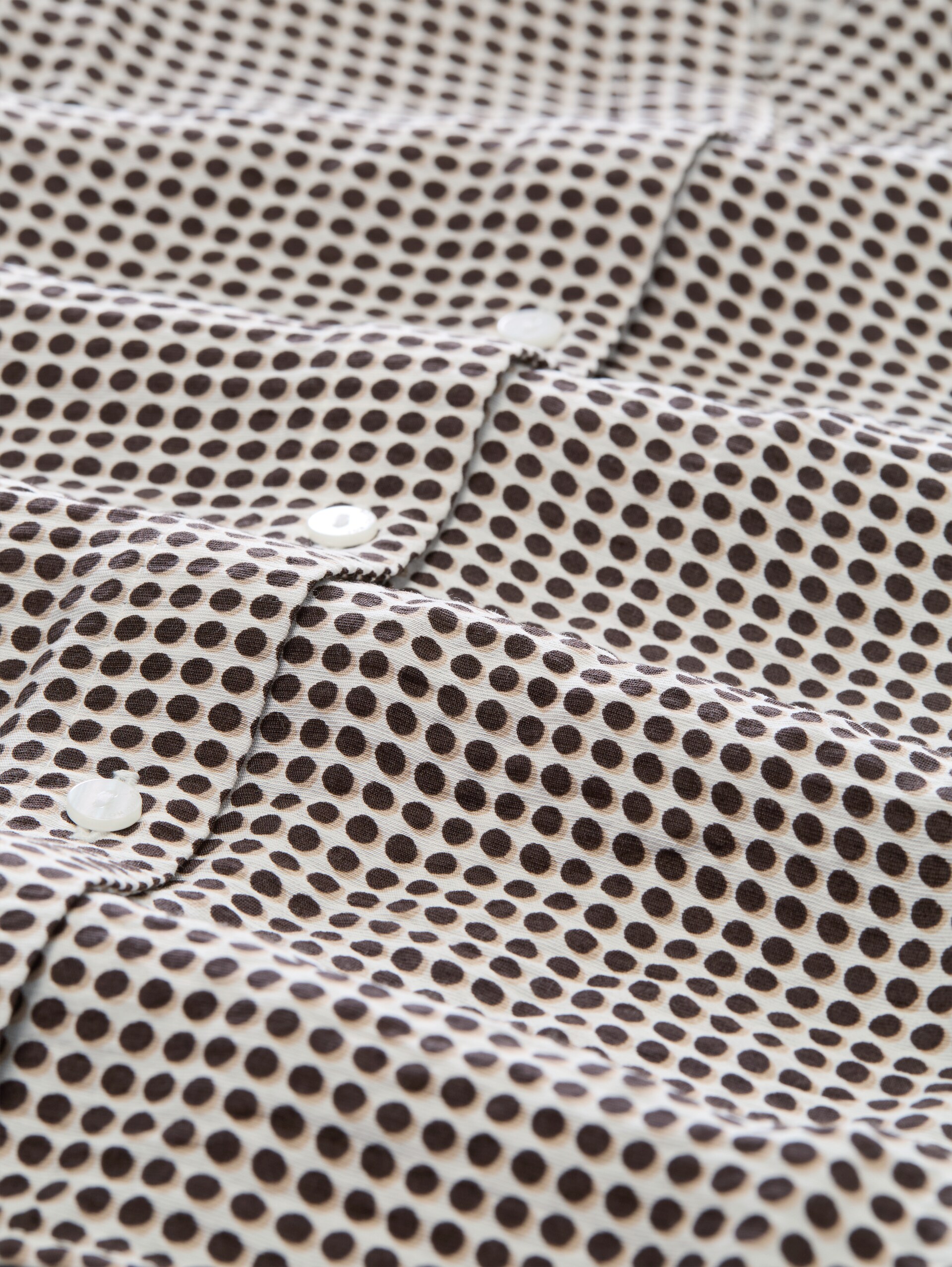 Bluse mit Muster - small brown dot print - Material-Ansicht