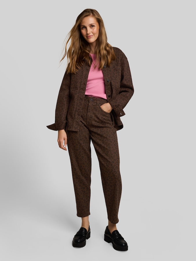 Jeans TTADEA BARREL à imprimé léopard par Denim Female, brown black leo