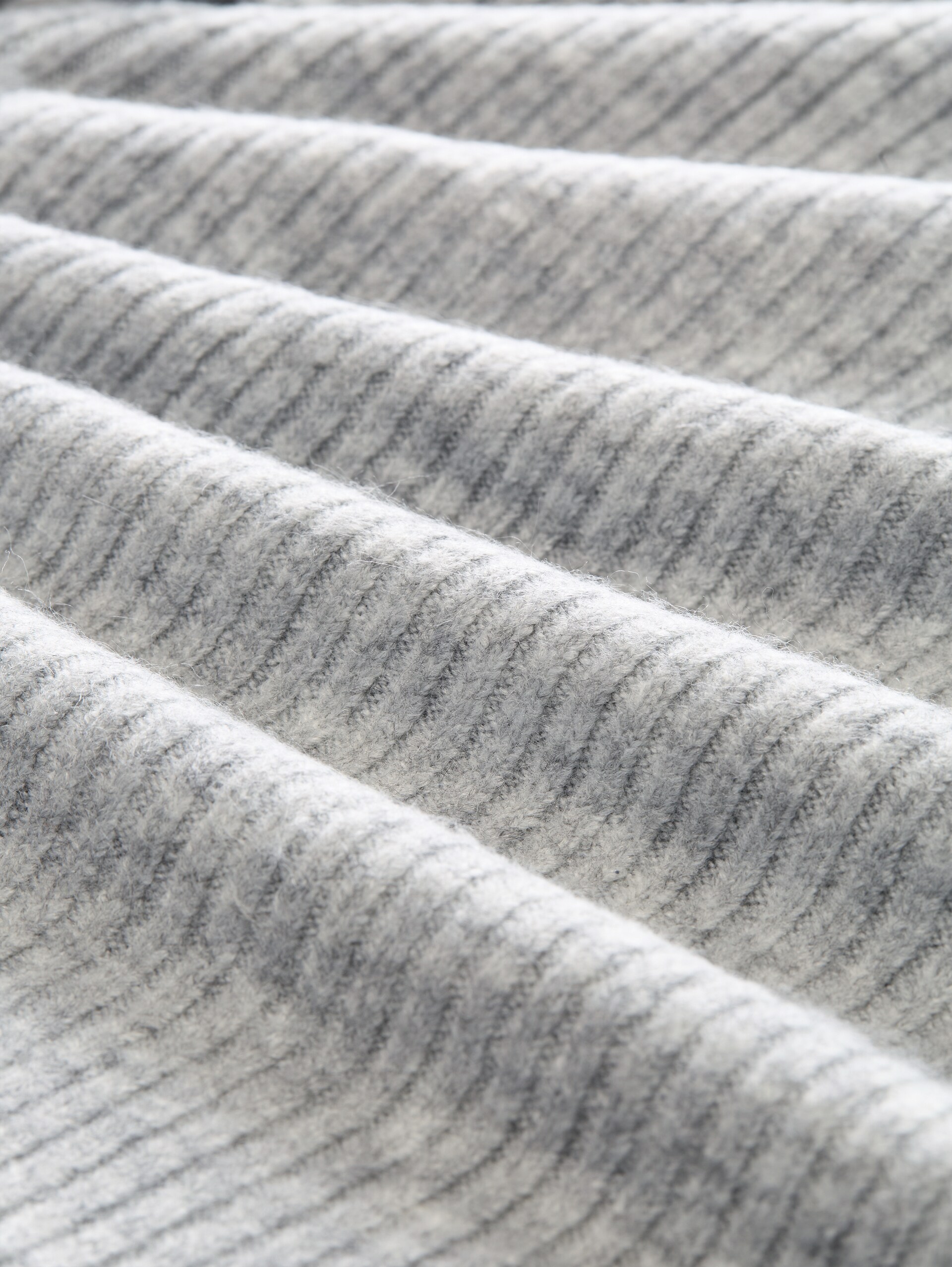 Gezellig vest met ronde hals - Light Soft Grey Melange - Materiaalweergave