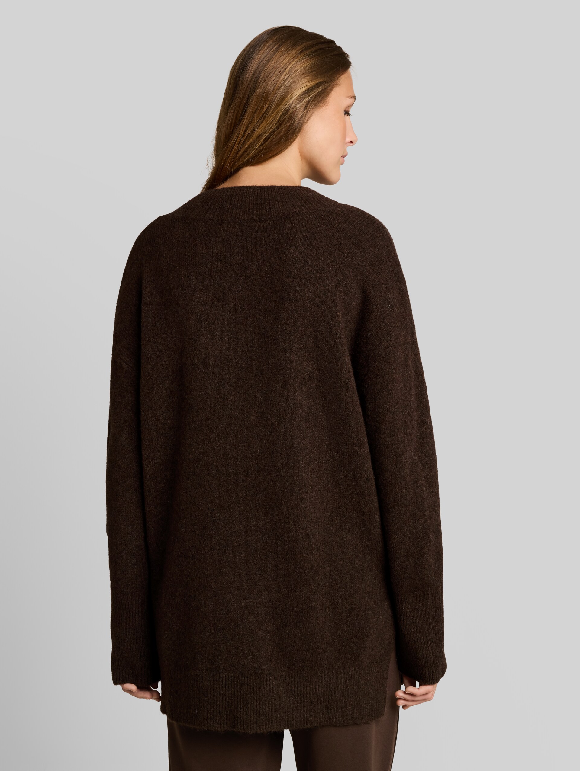 Lange gebreide trui met wol - cool dark brown melange