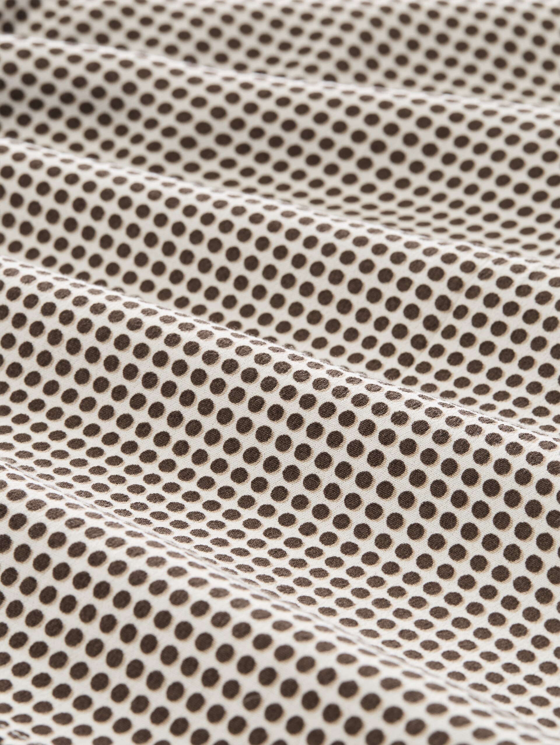 Plus Size - Chemisier en viscose - small brown dot print - Vue de la matière