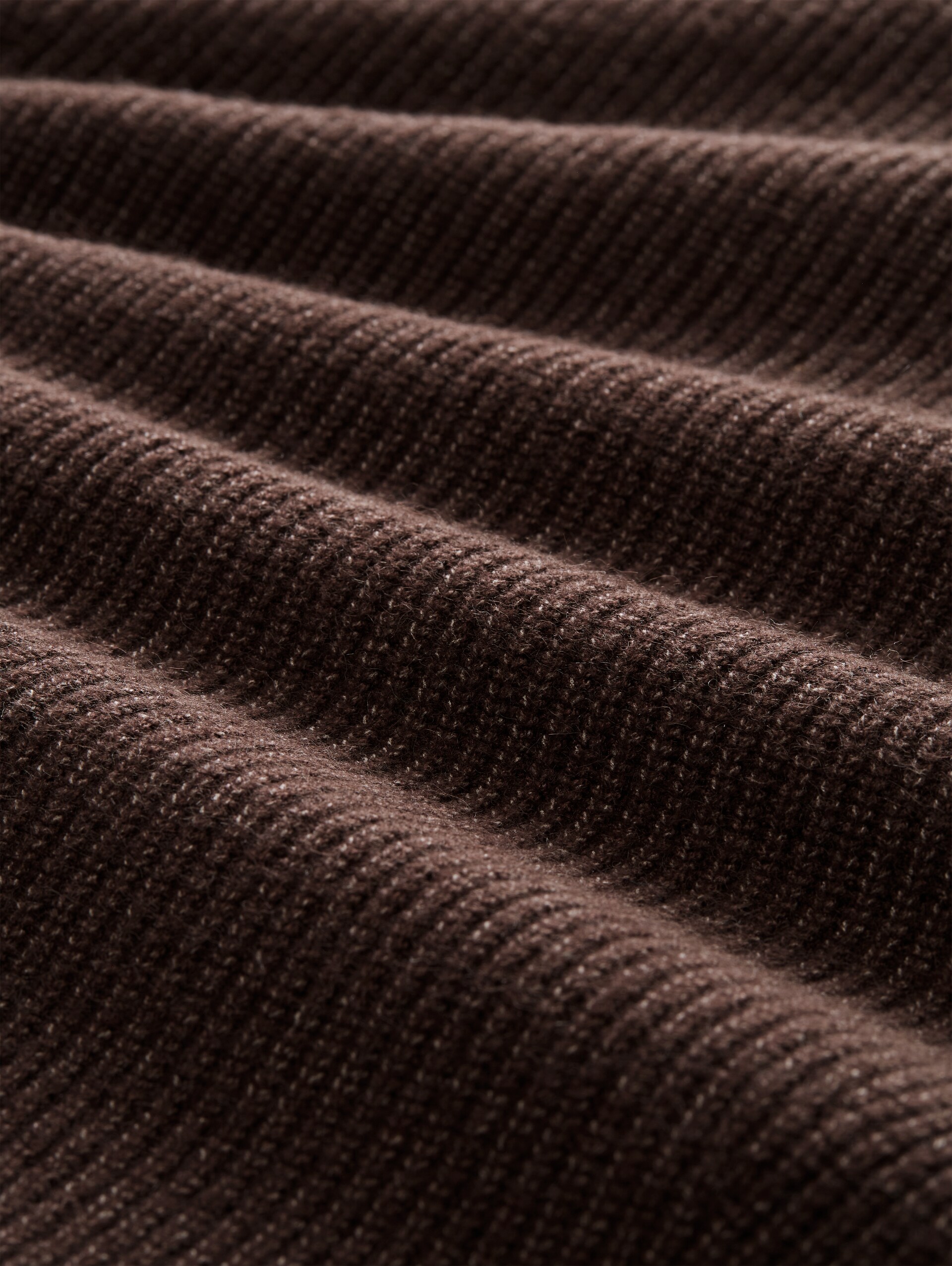 Plus Size - Oversized gebreide trui met ronde hals - java dark brown melange - Materiaalweergave