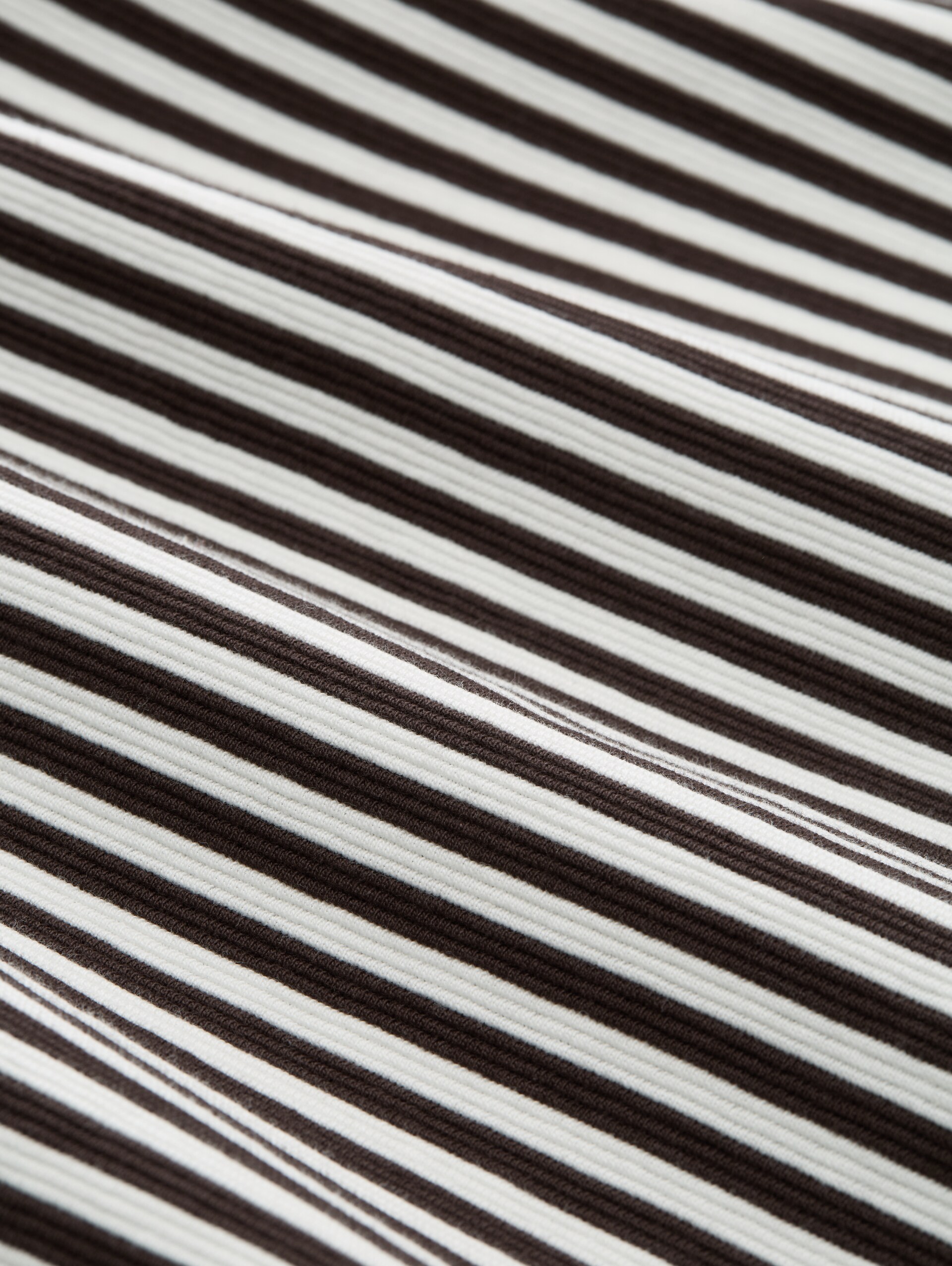 Loose-fit long-sleeved top with a striped pattern - brown white stripe - Material view