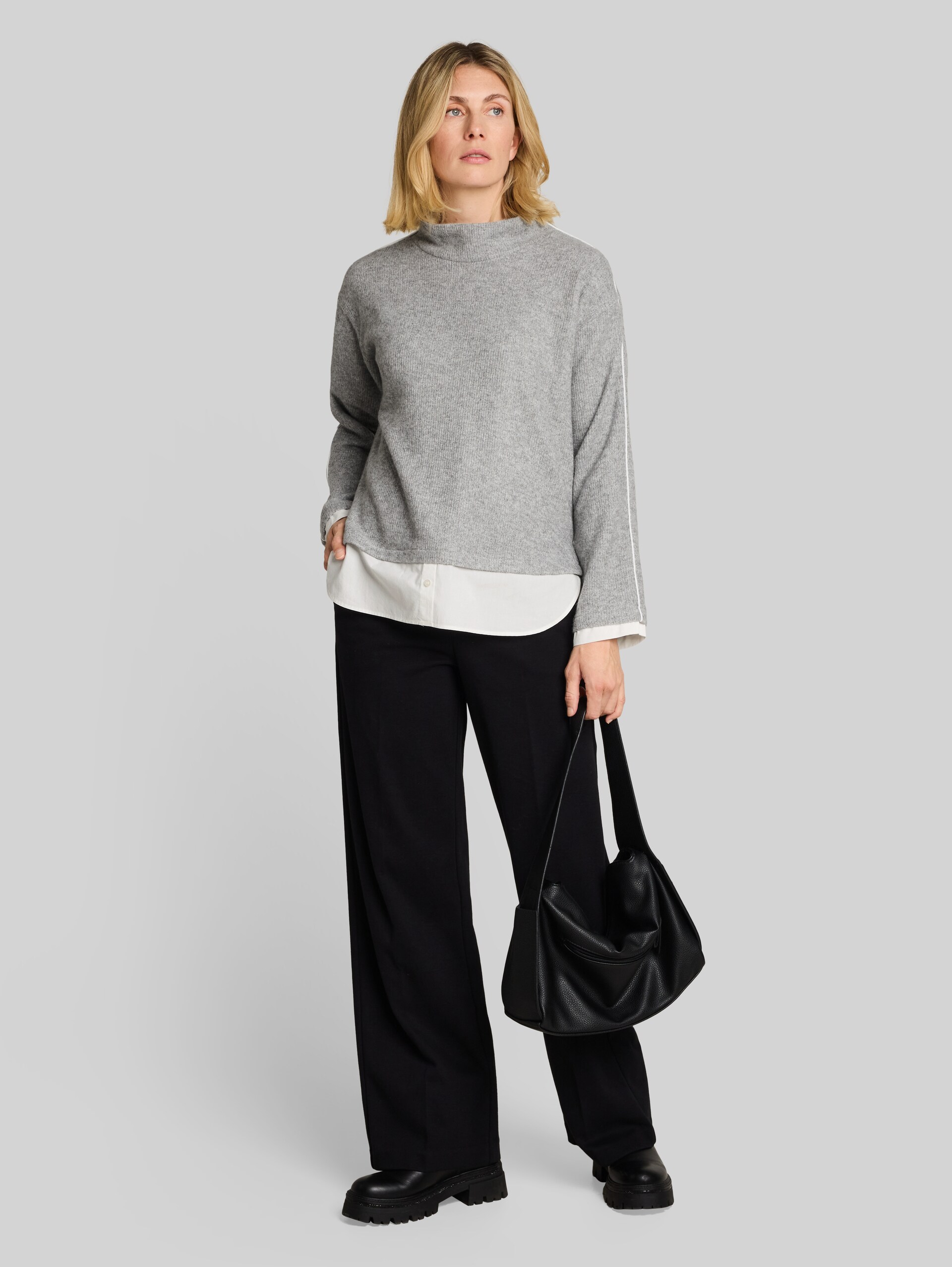 Sweatshirt in 2-in-1-look - soft grey melange - Model vooraanzicht