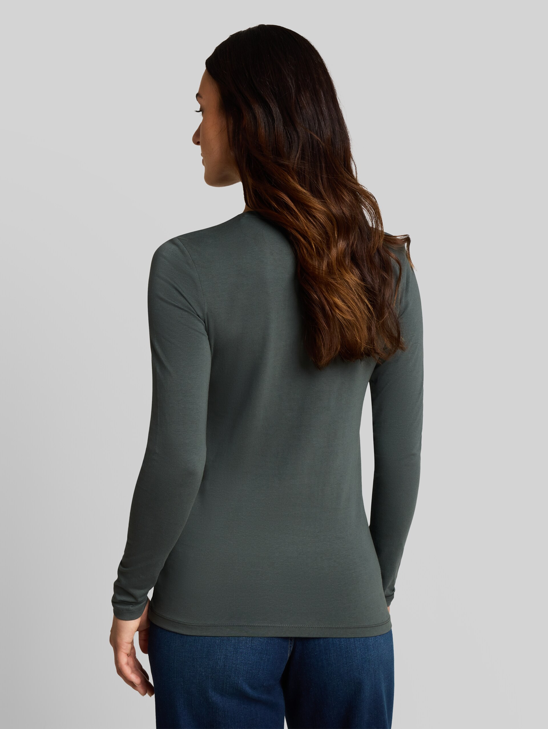 T-shirt met lange mouwen en logo-print - Darkest Olive - Neklijn model-achteraanzicht