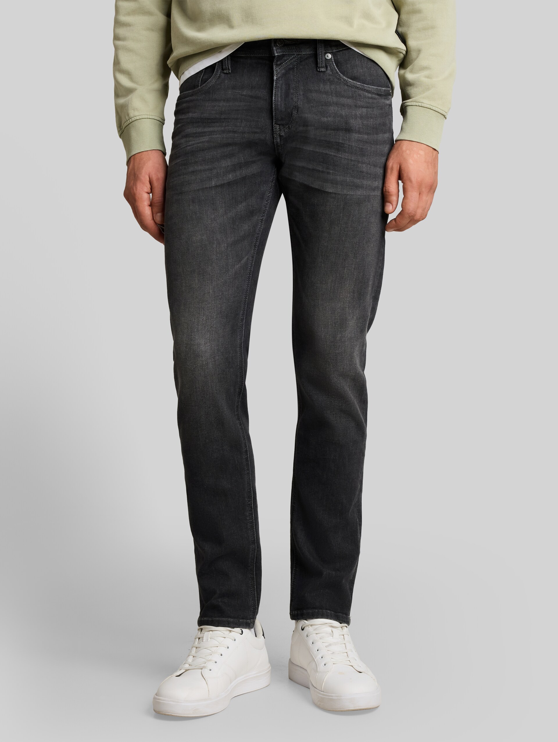 Jean TTPIERS SLIM - used mid stone grey denim - Découpe Vue de face du modèle