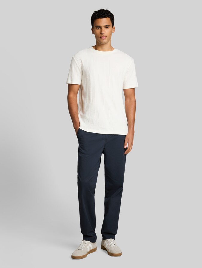 Pantalon chino coupe décontractée par Denim Male, sky captain blue