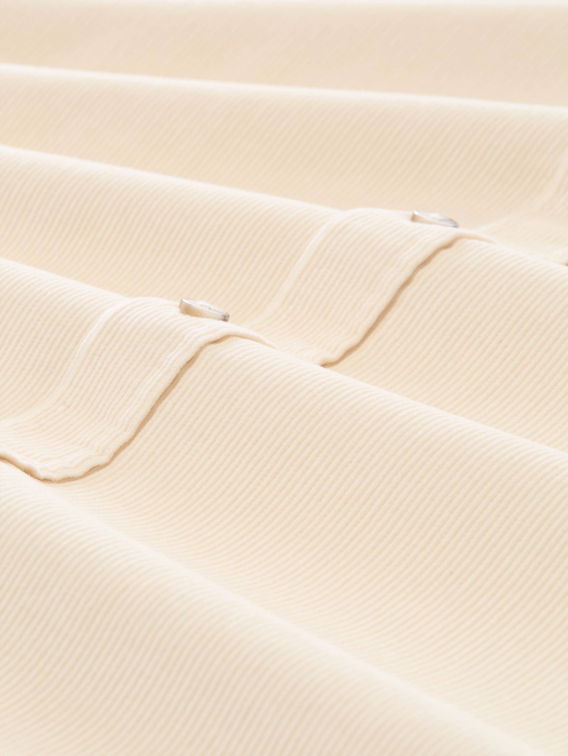 Plus Size - Corduroy overhemd met borstzak - Gardenia White - Materiaalweergave