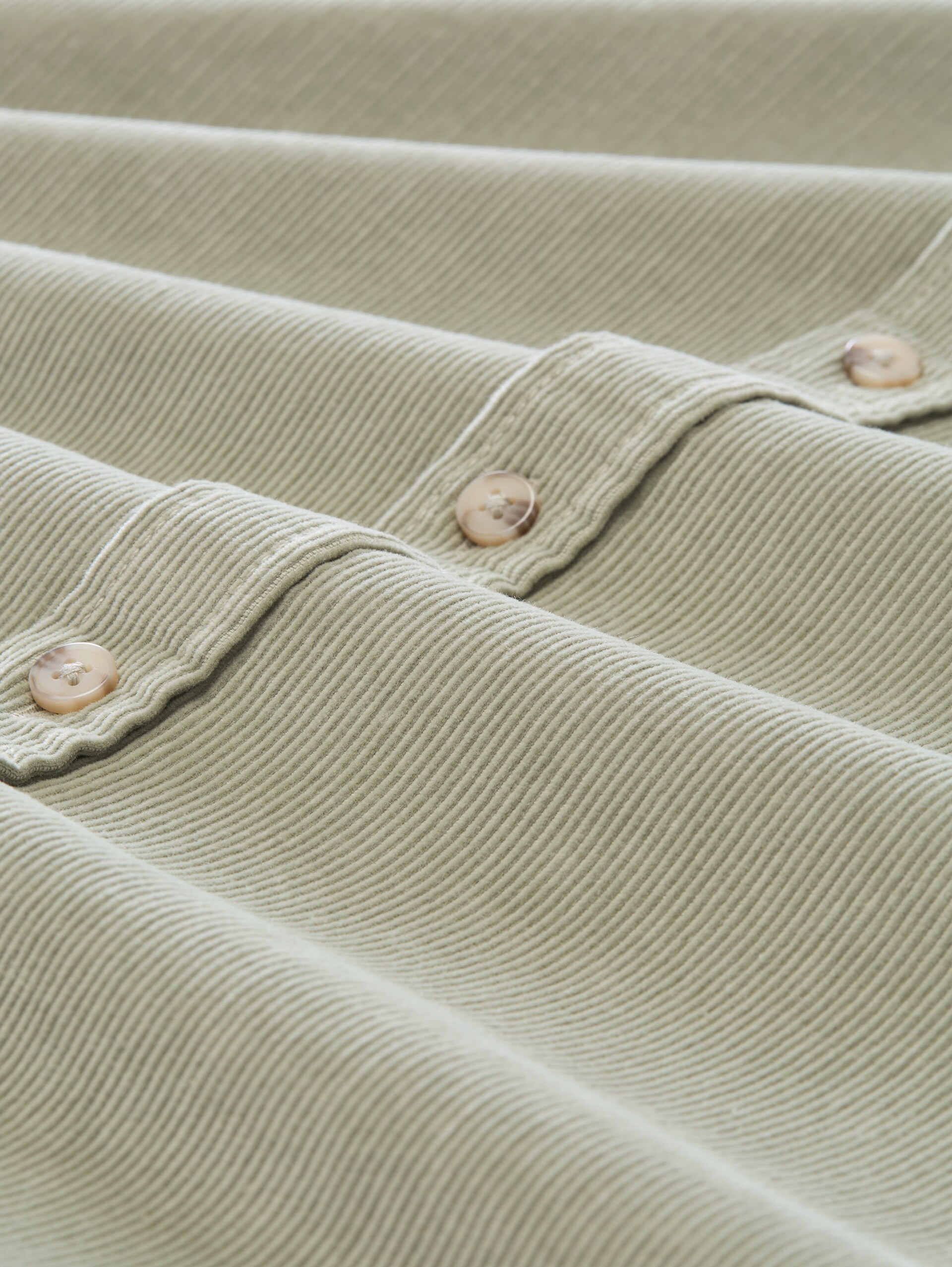 Plus Size - Corduroy overhemd met borstzak - iron mint - Materiaalweergave