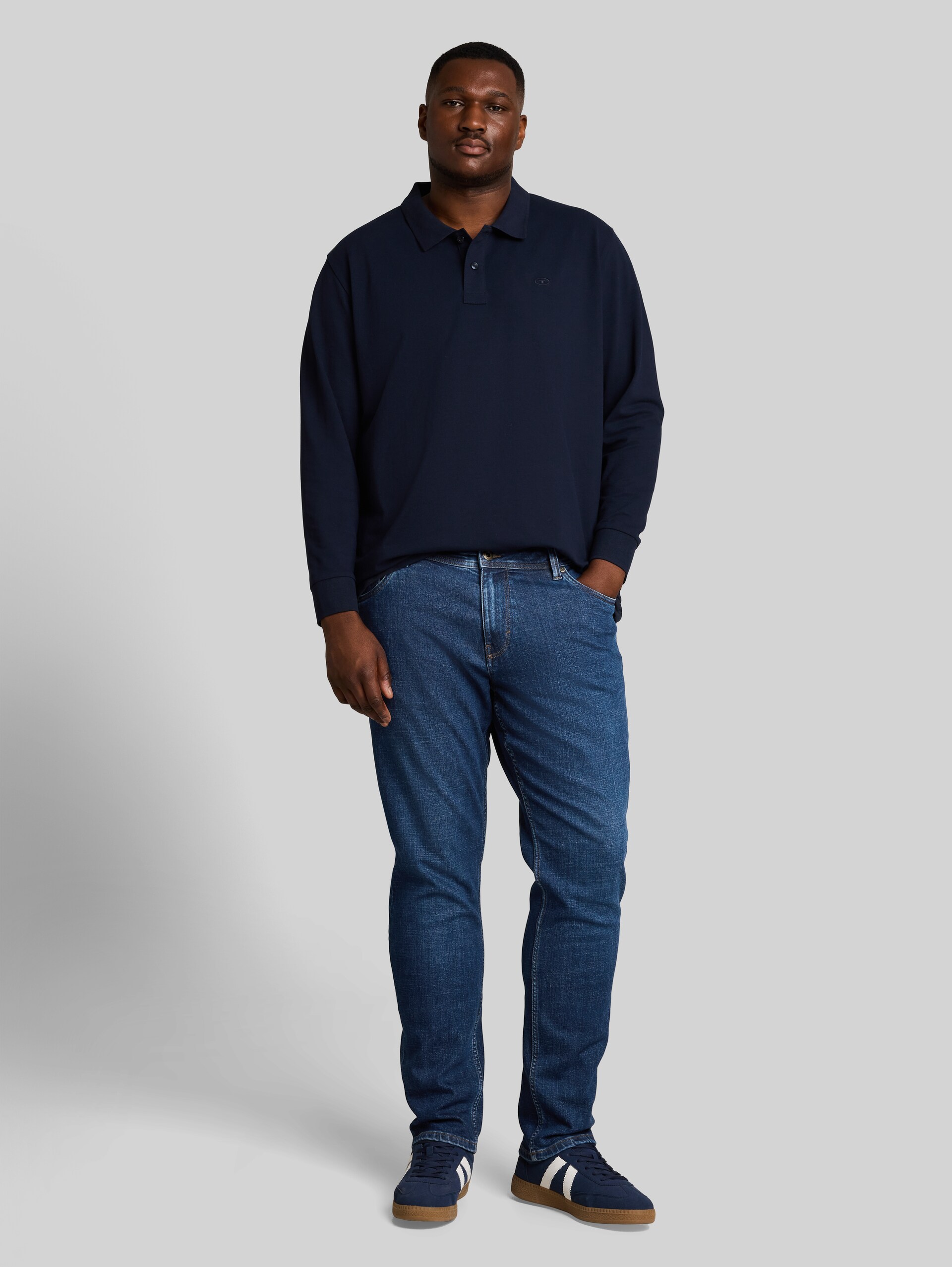 Plus Size - TTPLUS REGULAR Jeans - dark stone bright blue denim - Model-Vorderansicht
