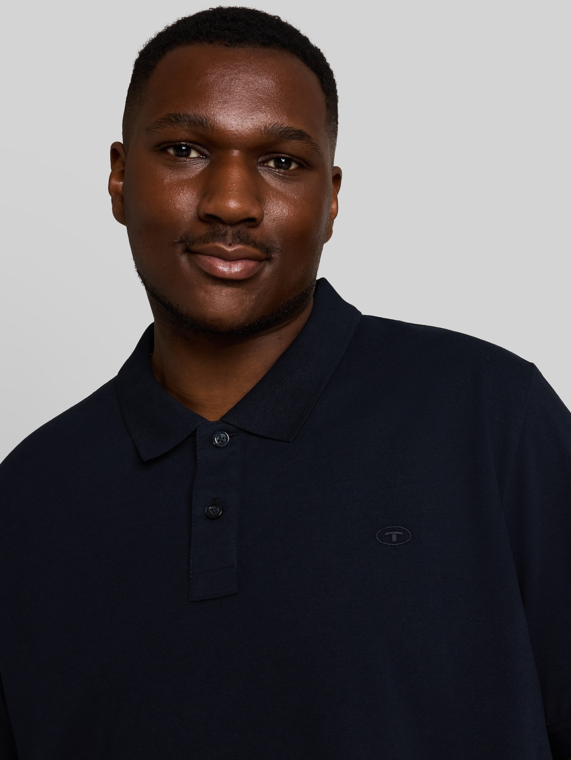 Plus Size - Piqué-poloshirt met geborduurd logo - sky captain blue