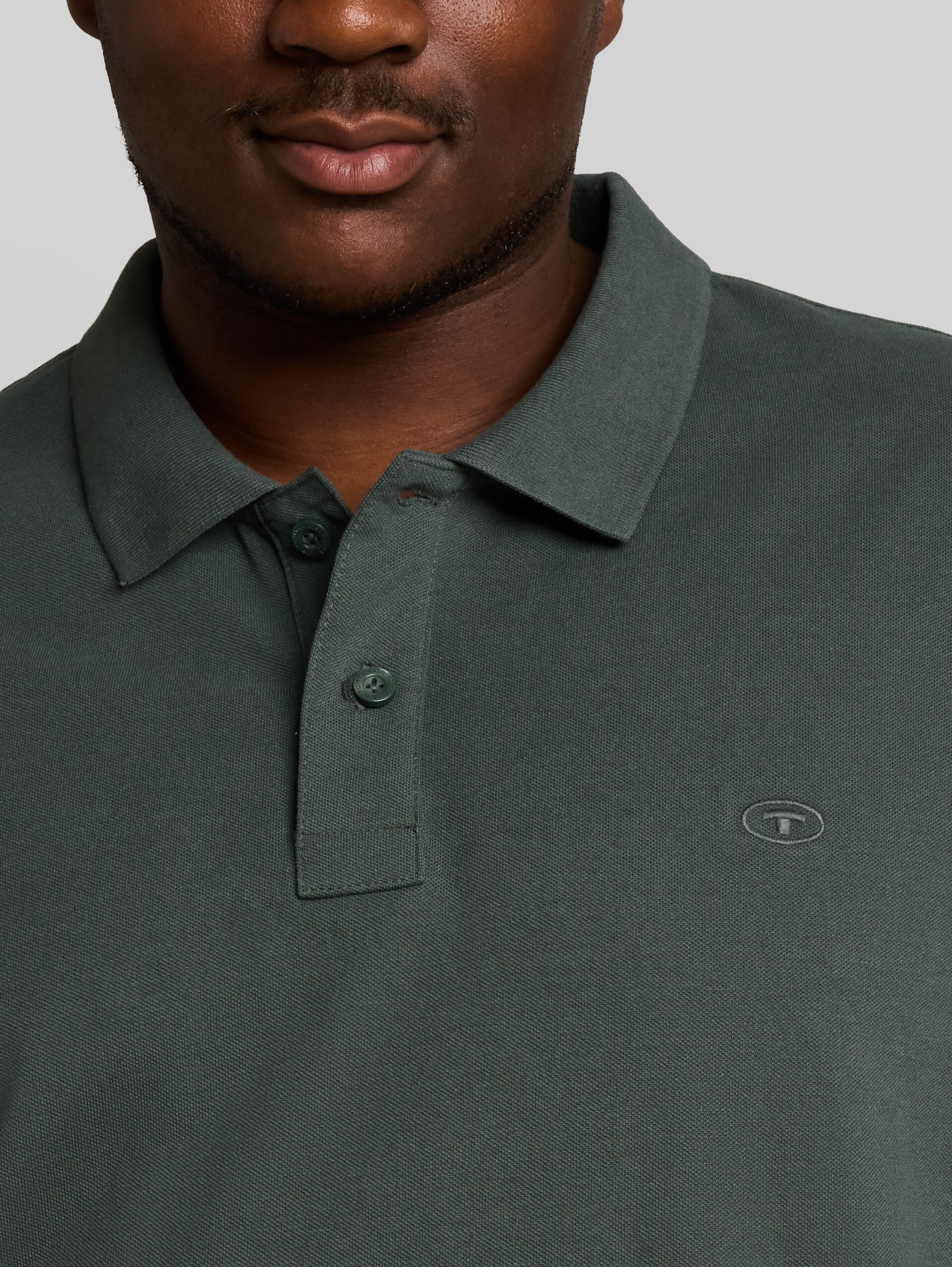 Plus Size - Piqué-poloshirt met geborduurd logo - Darkest Olive