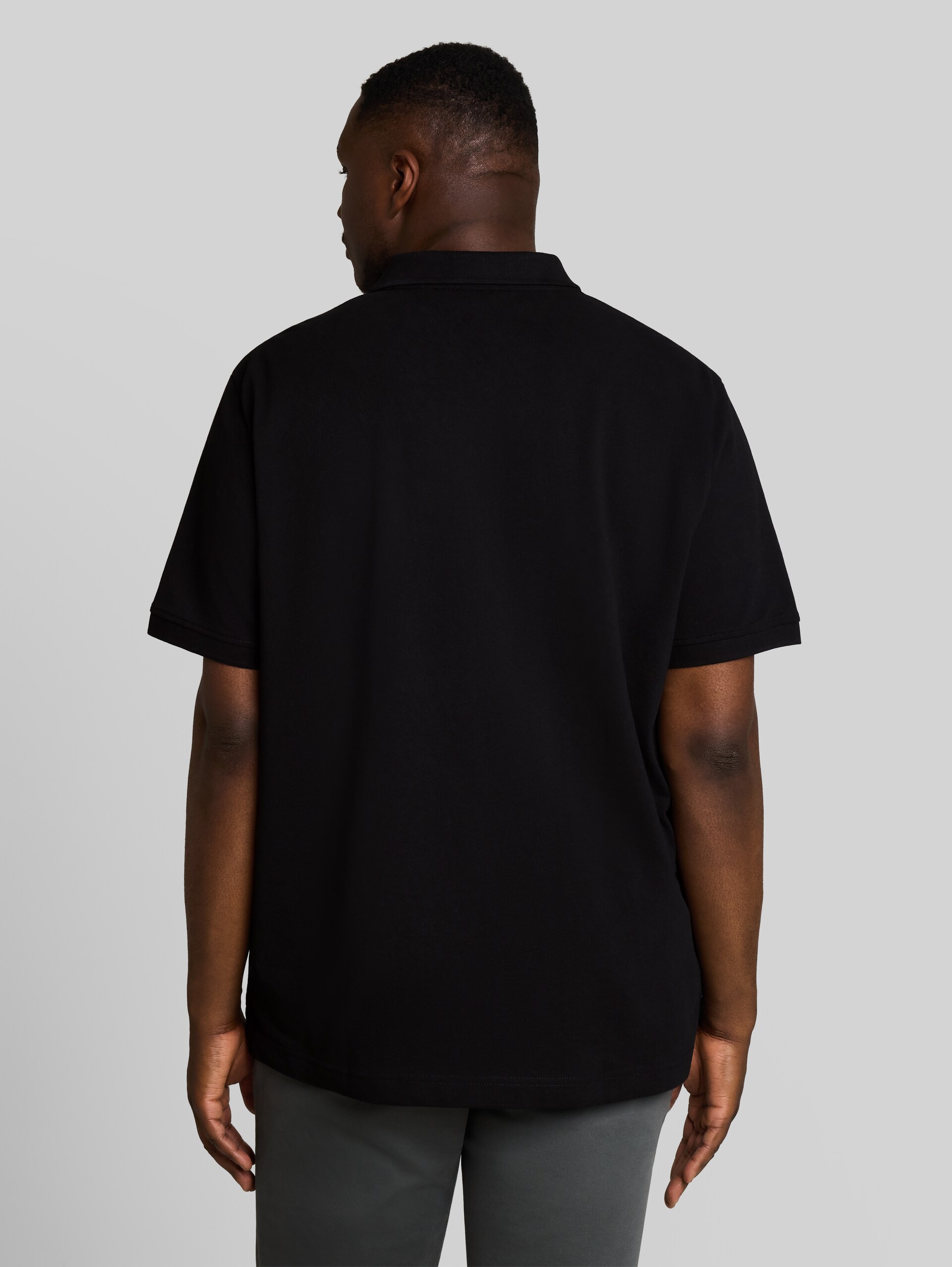 Plus Size - Piqué-poloshirt met geborduurd logo - Black