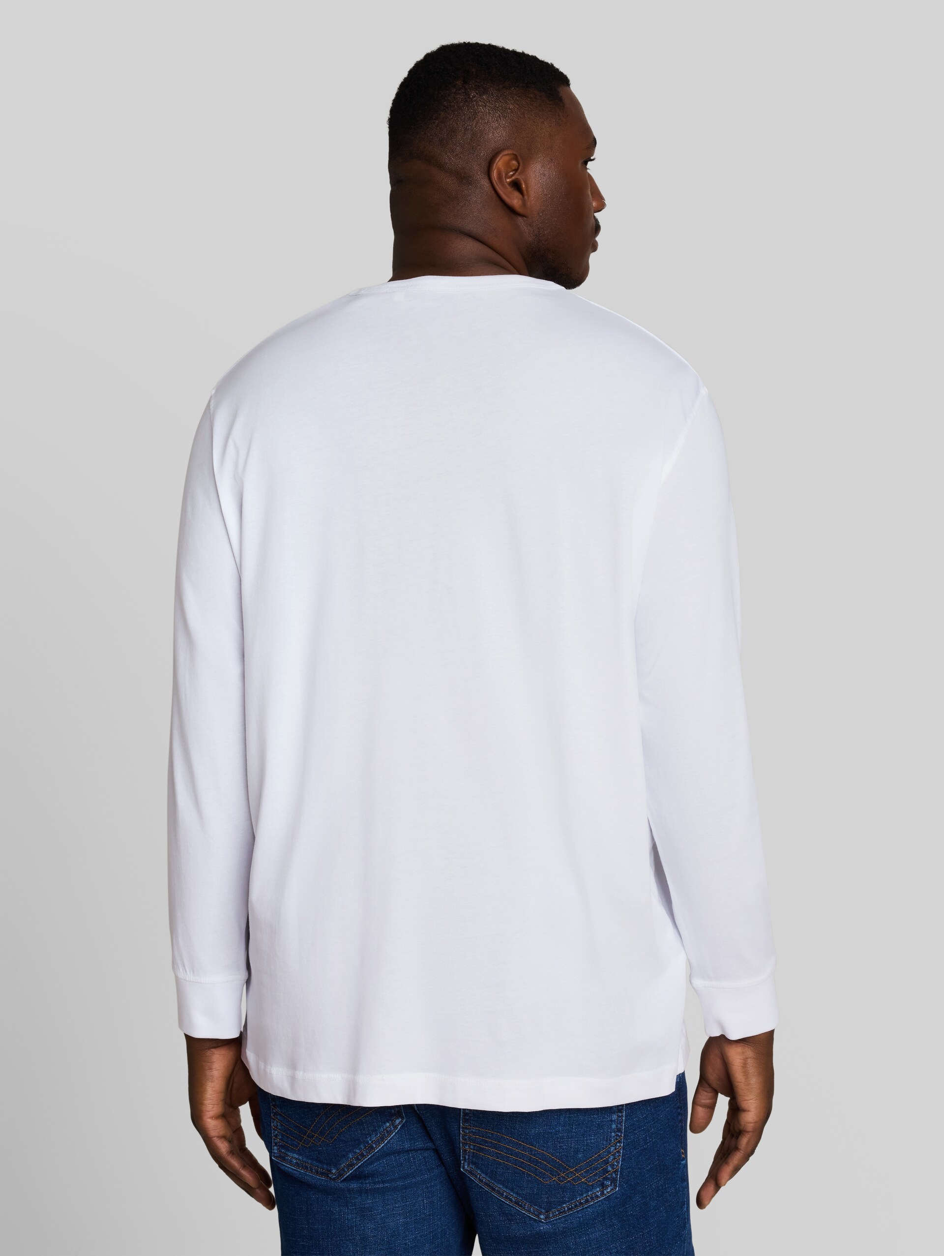 Plus Size - T-shirt à manches longues en coton grande taille - White - Découpe Vue arrière du modèle