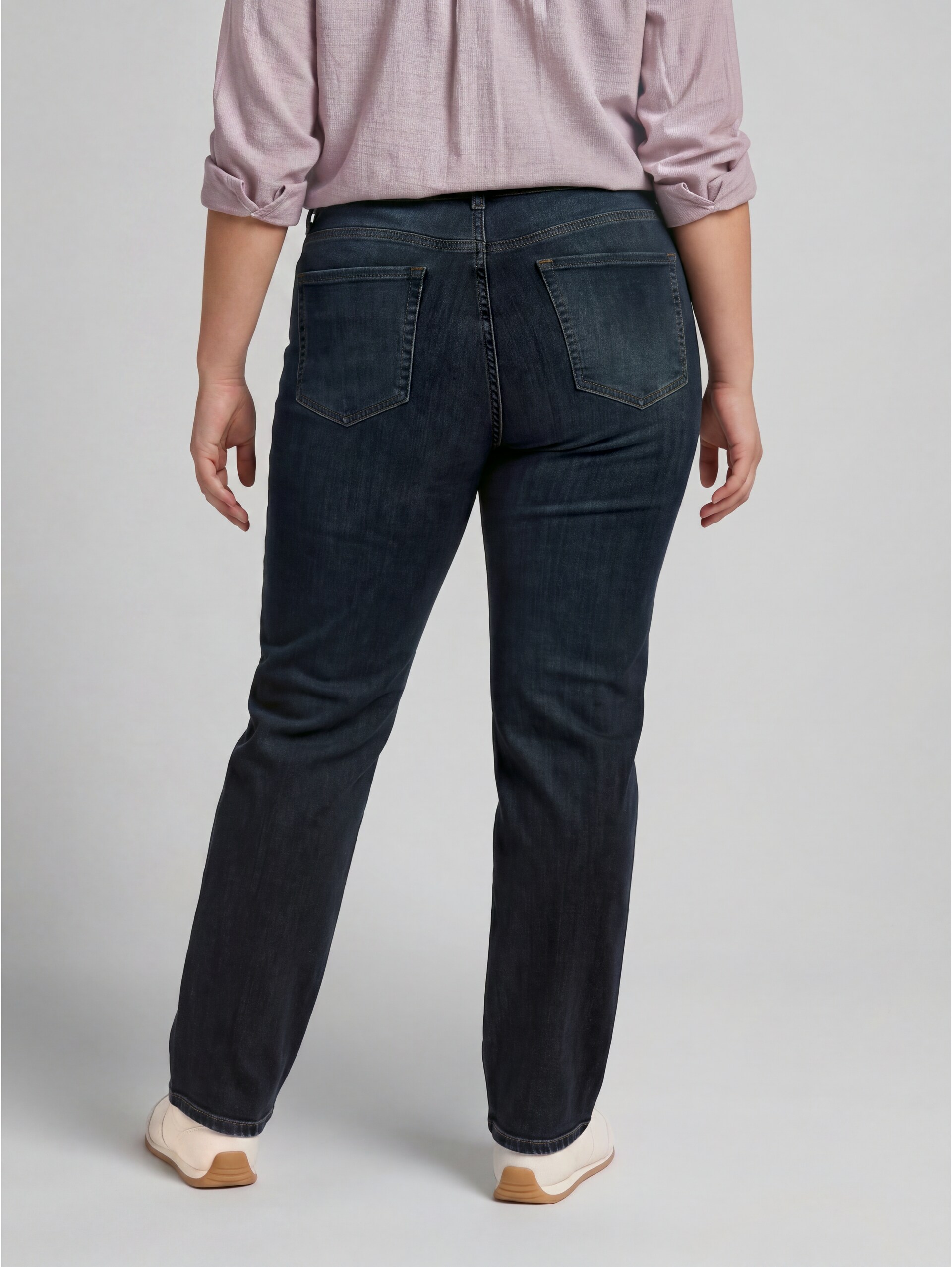 Denim Long 1/1 - Black Blue Denim - Découpe Vue arrière du modèle