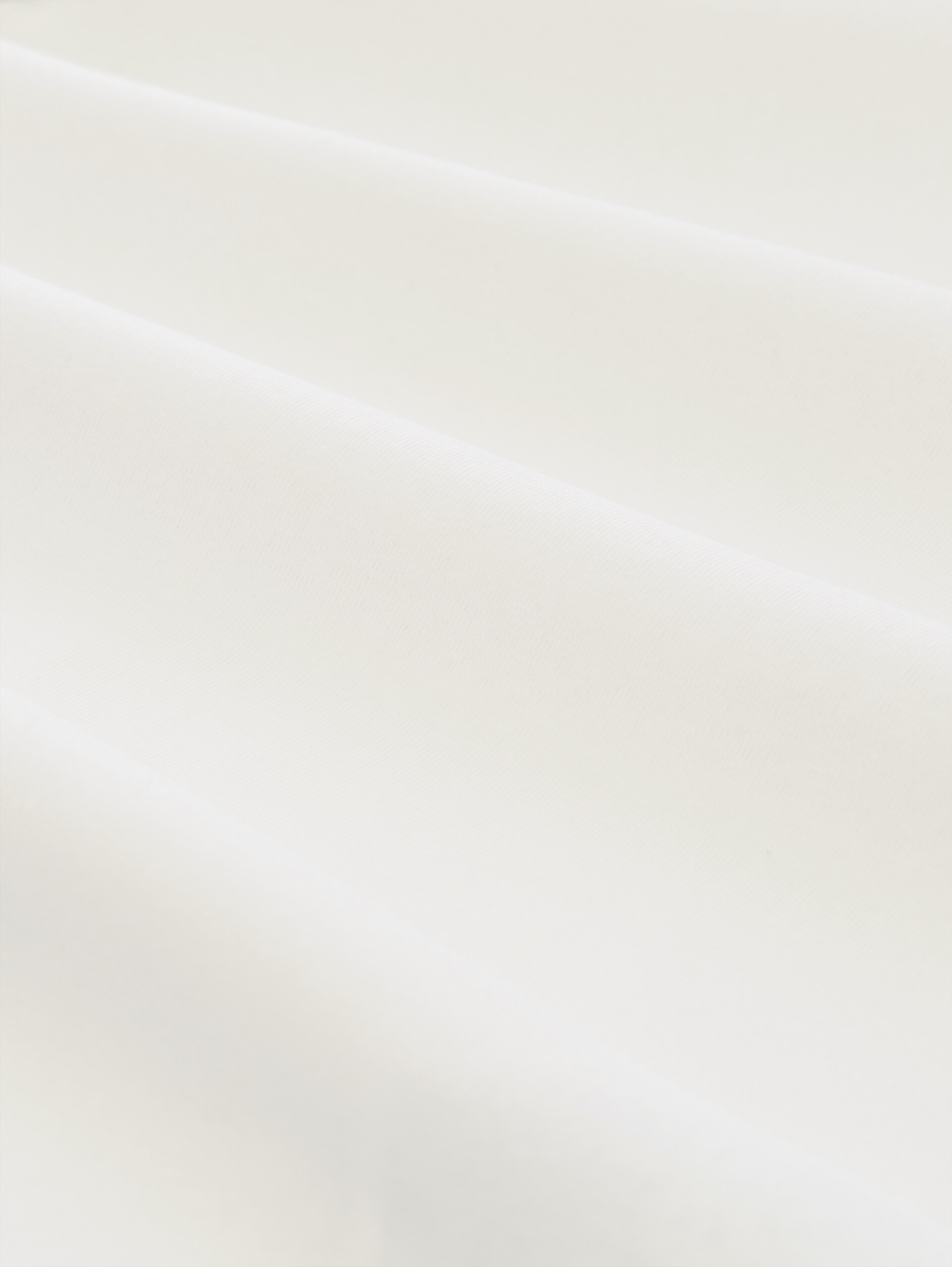 Slim fit T-shirt met lange mouwen en golvende zomen - off white - Materiaalweergave