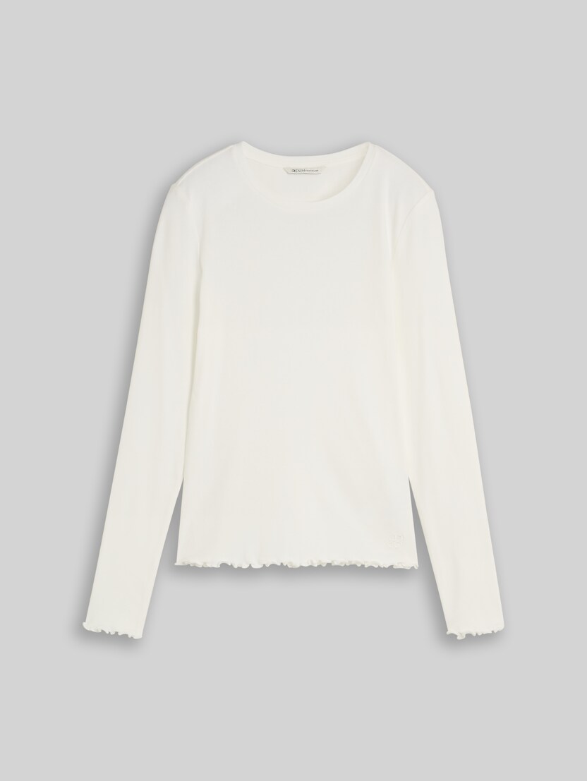 Slim-fit long-sleeved top with wavy hem by Denim Female, off white
