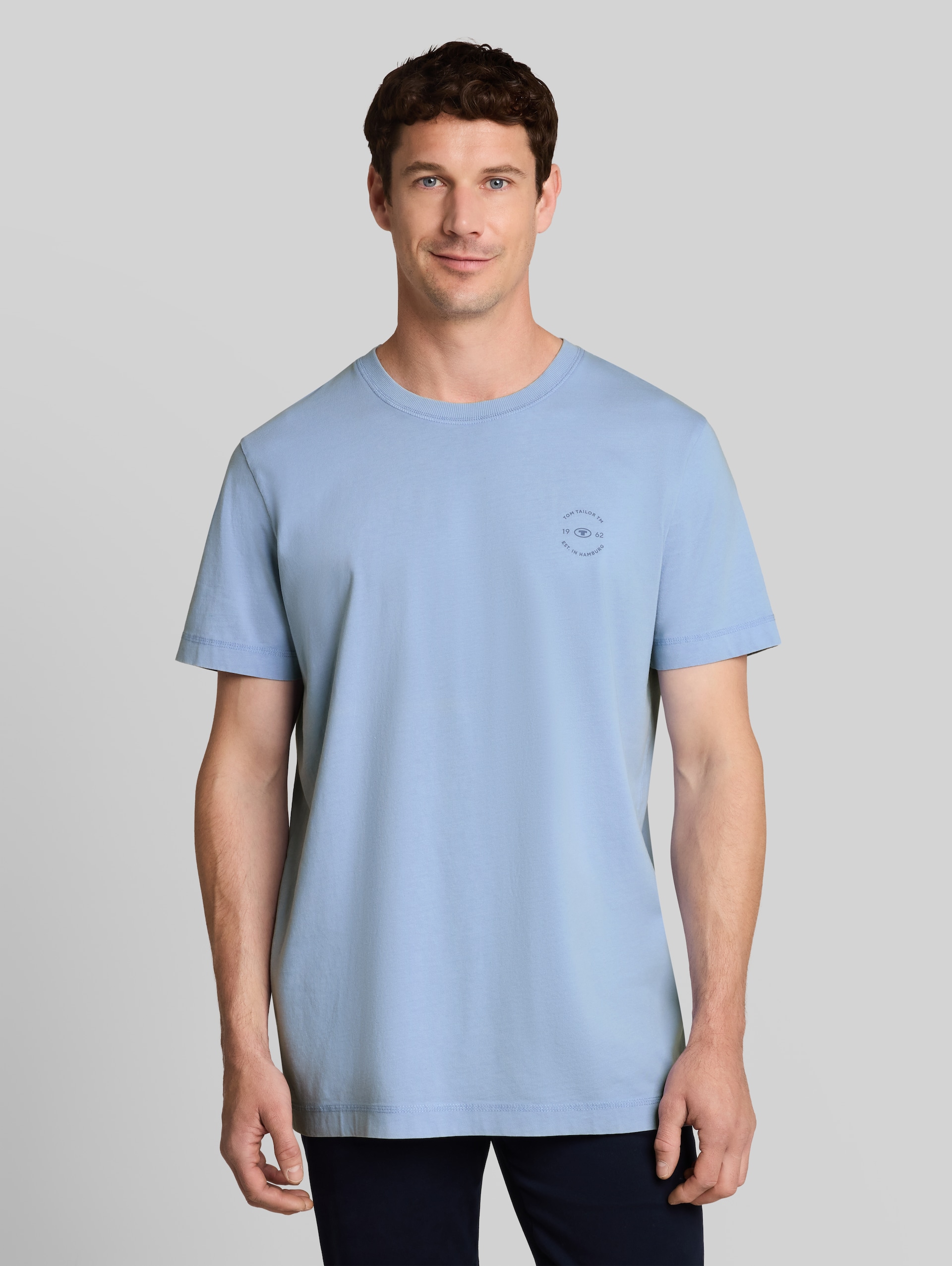 T-shirt met logoprint - Pale Blue - Nek model vooraanzicht