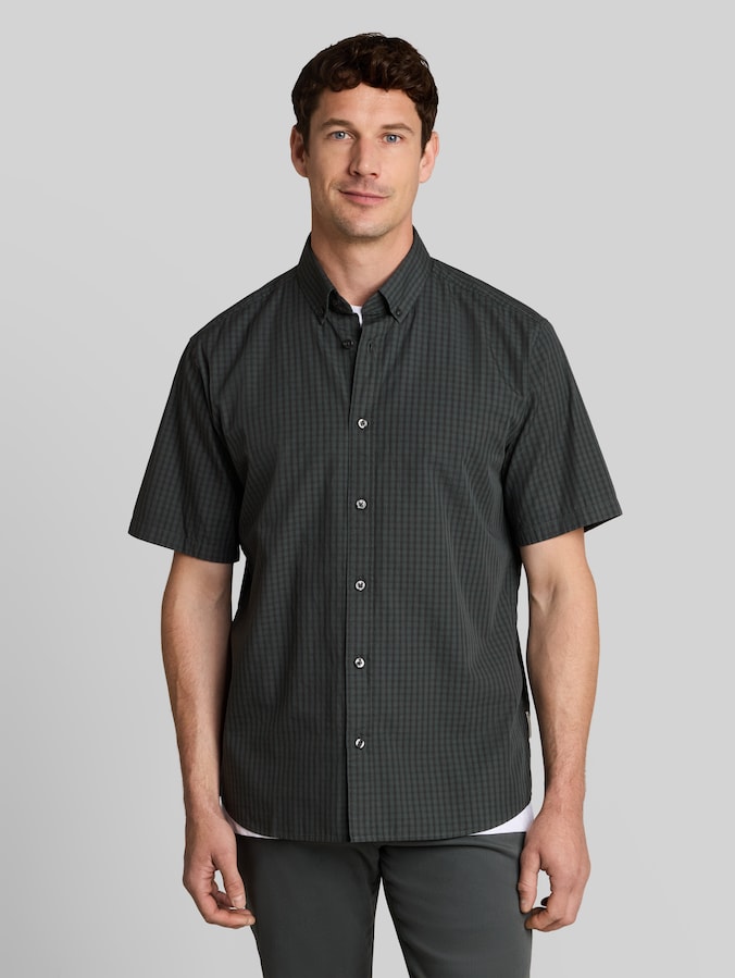 Regular Fit Kurzarmhemd mit Karomuster von Men, darkest olive check