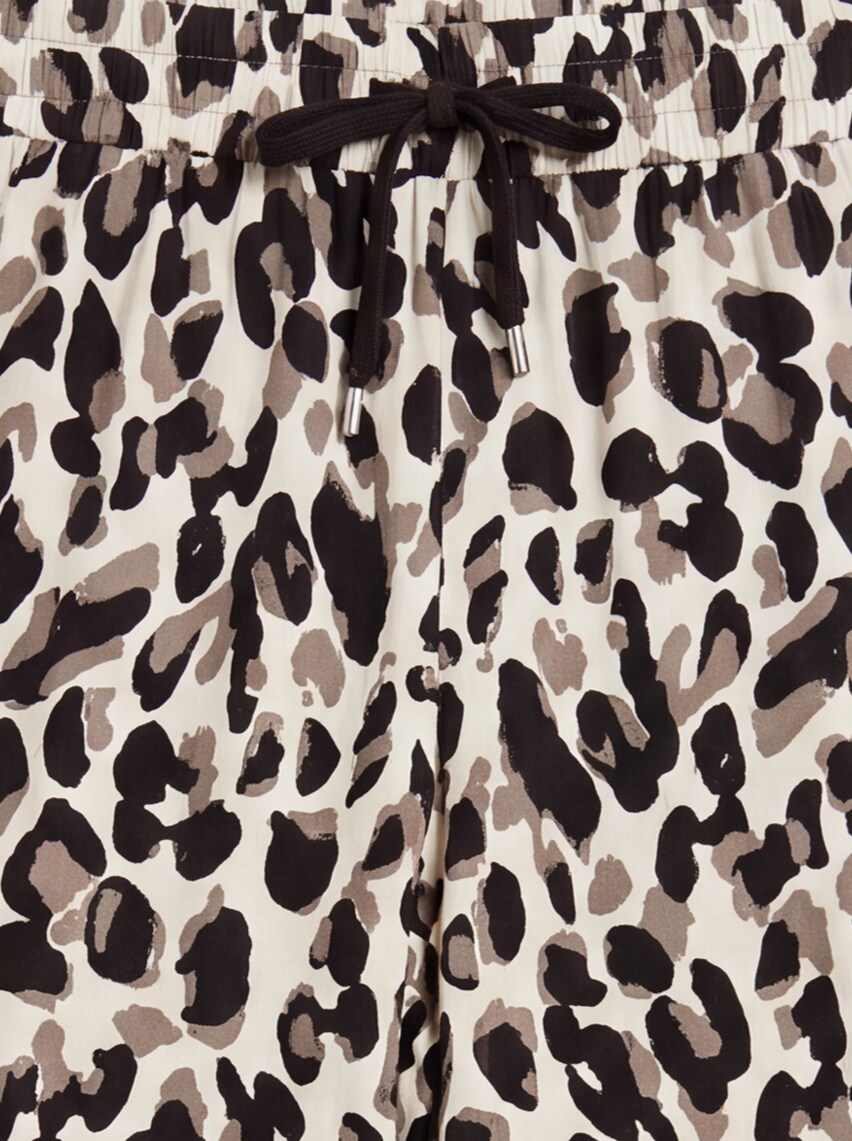Culotte van viscose - brown beige leo print - Materiaalweergave