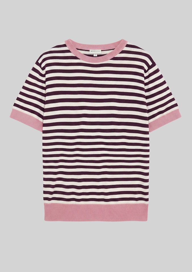 Pull en maille à rayures par Denim Female, dark plum white stripe