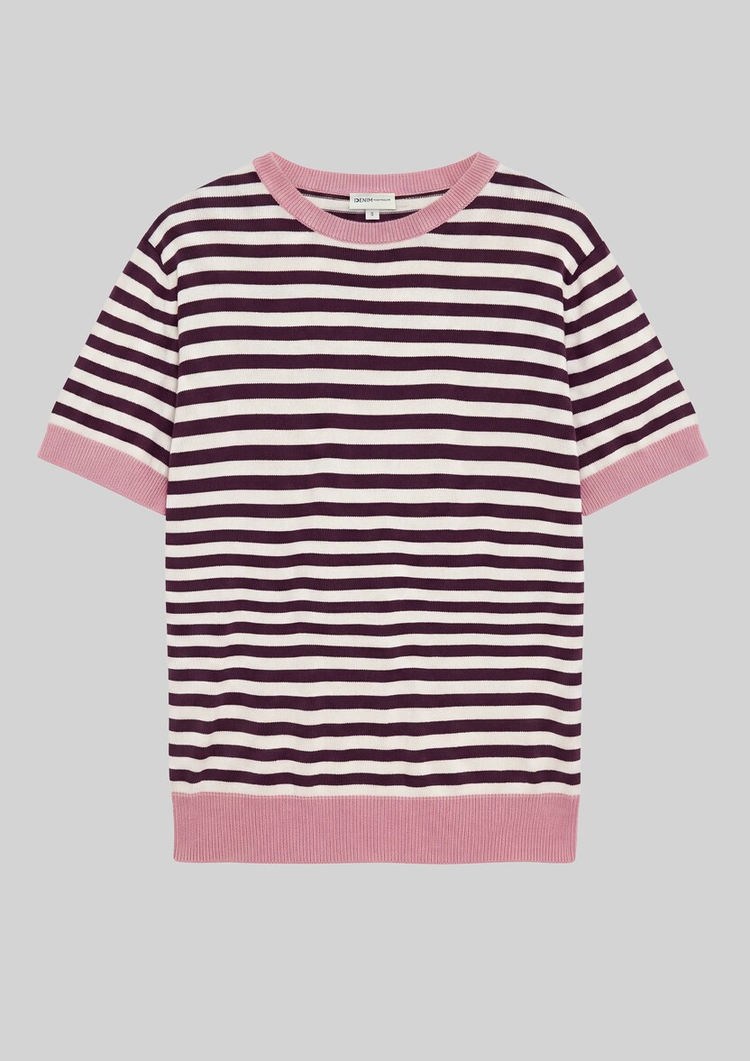 Knitted jumper with a striped pattern by Denim Female, dark plum white stripe