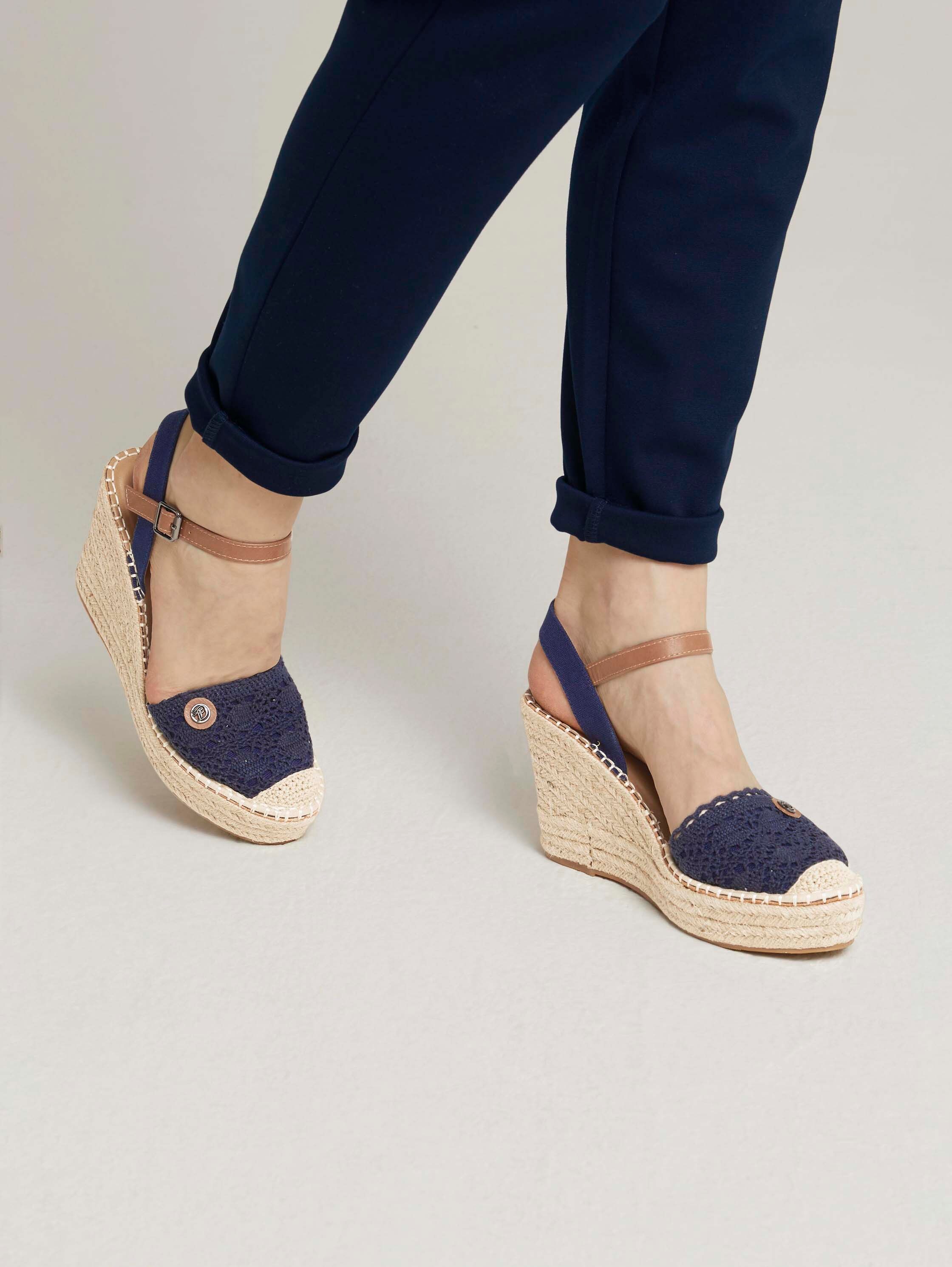 Sandalette mit Keilabsatz - 1
