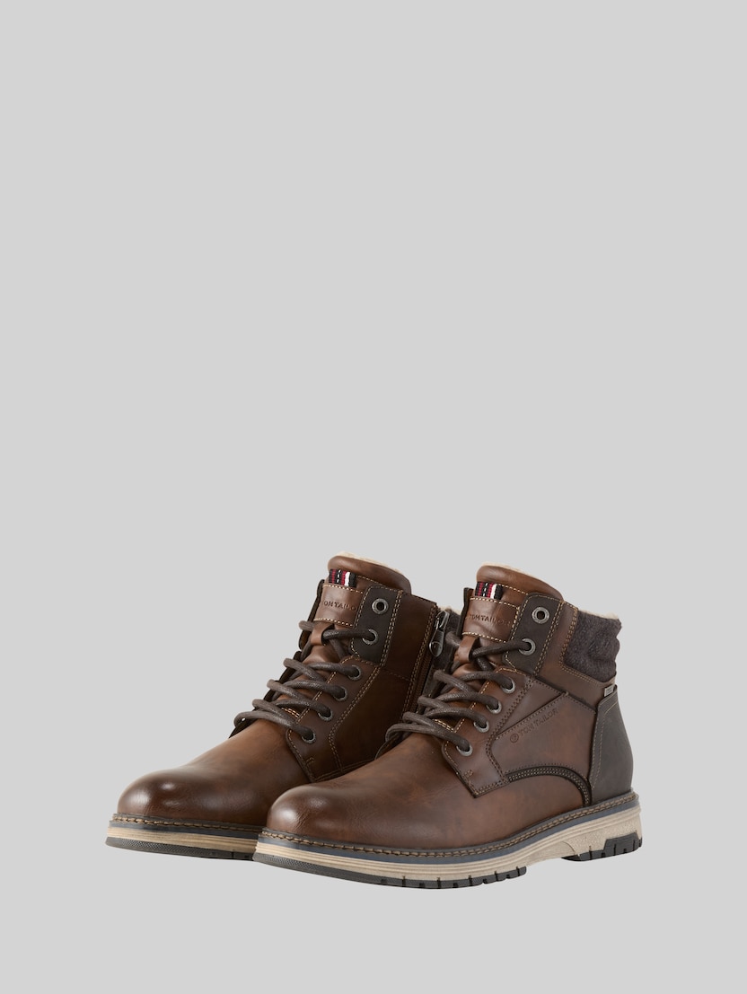 Wasserfeste Boots mit Fütterung von Men, cognac