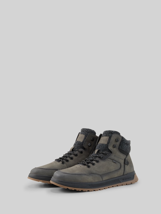 Bottes à lacets imperméables par Men, grey