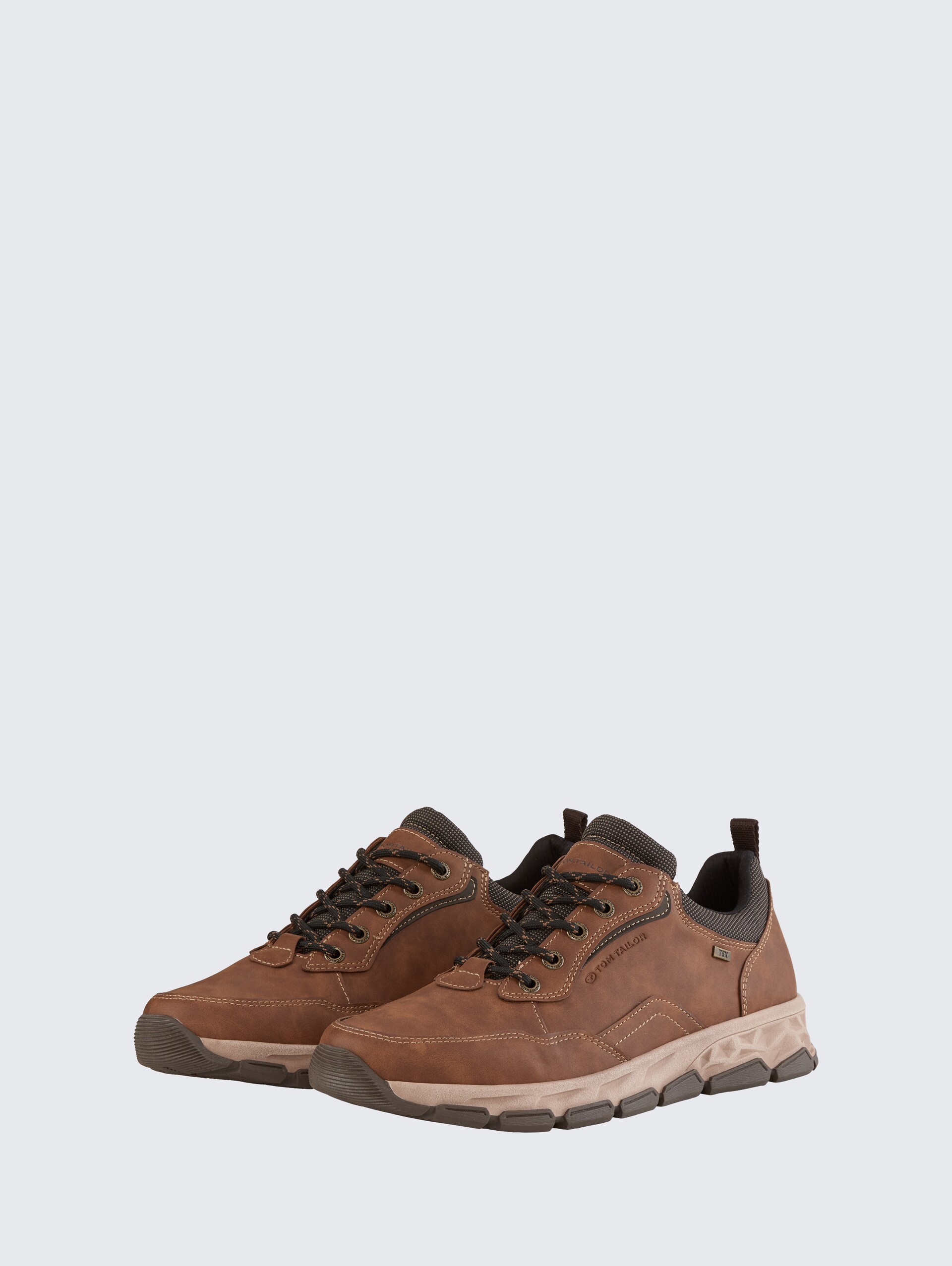 Wasserfeste Sneaker mit Fütterung - nuts - seitliche Produkt-Ansicht