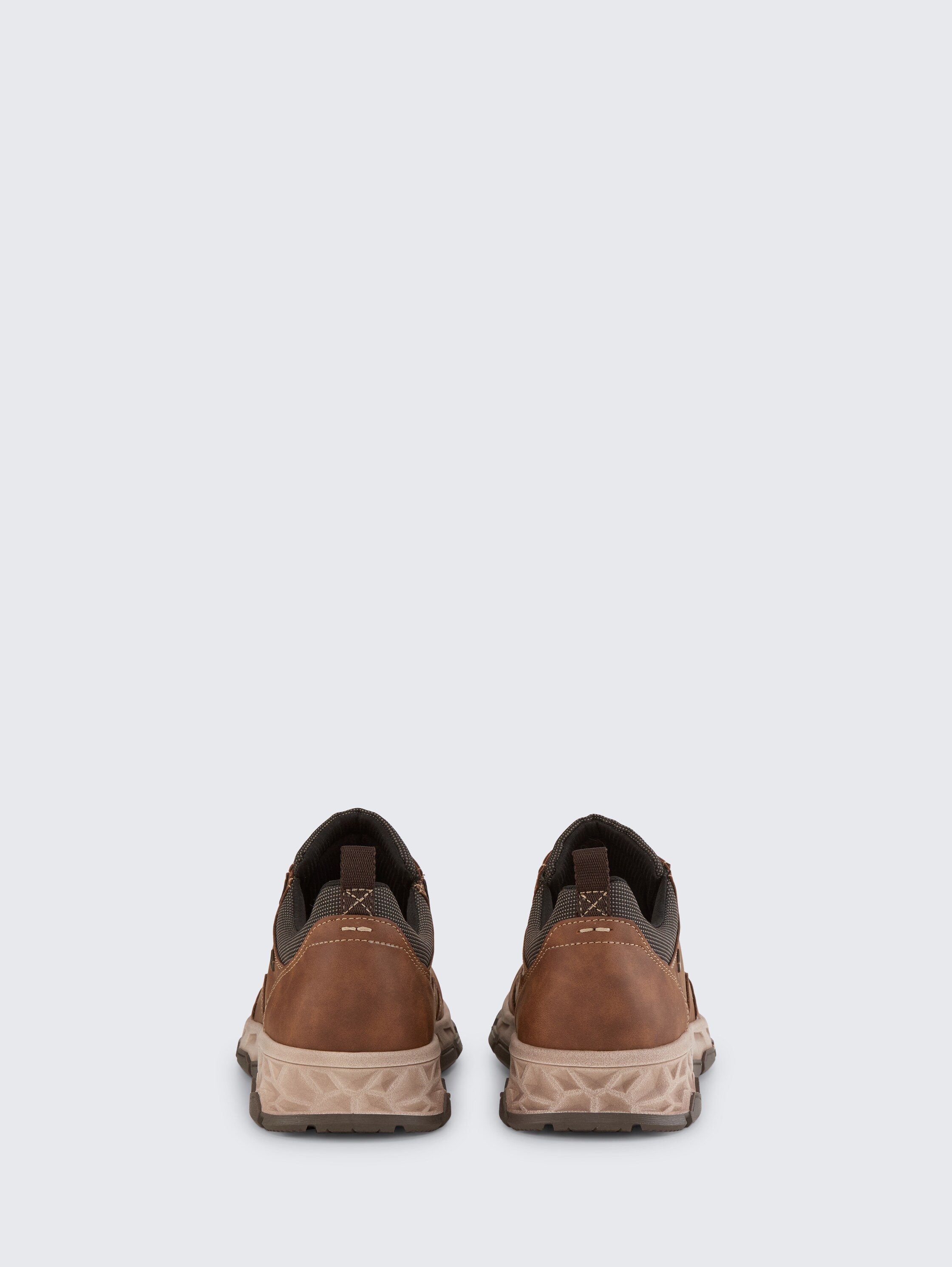 Wasserfeste Sneaker mit Fütterung - nuts - 