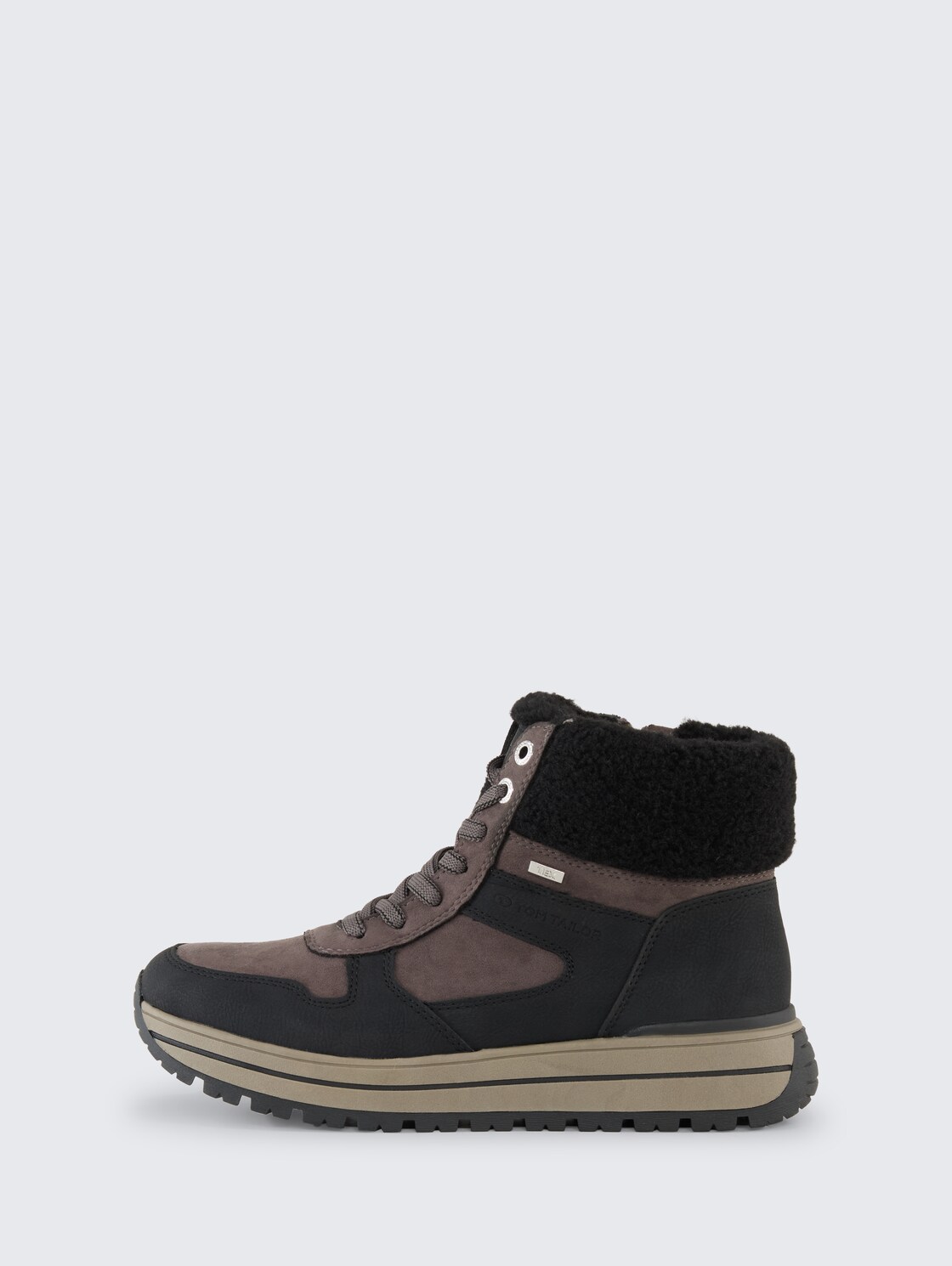 Wasserfeste Stiefeletten mit Plateau-Sohle - black - seitliche Produkt-Ansicht