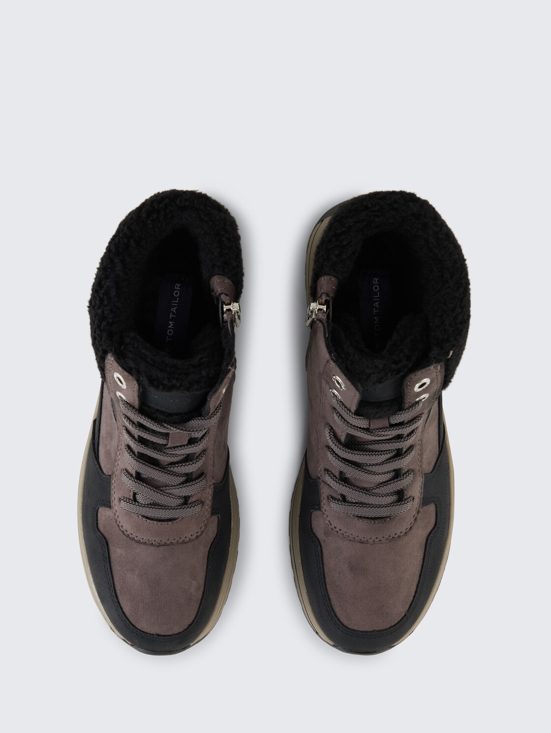 Wasserfeste Stiefeletten mit Plateau-Sohle - black - Produkt-Ansicht von oben 