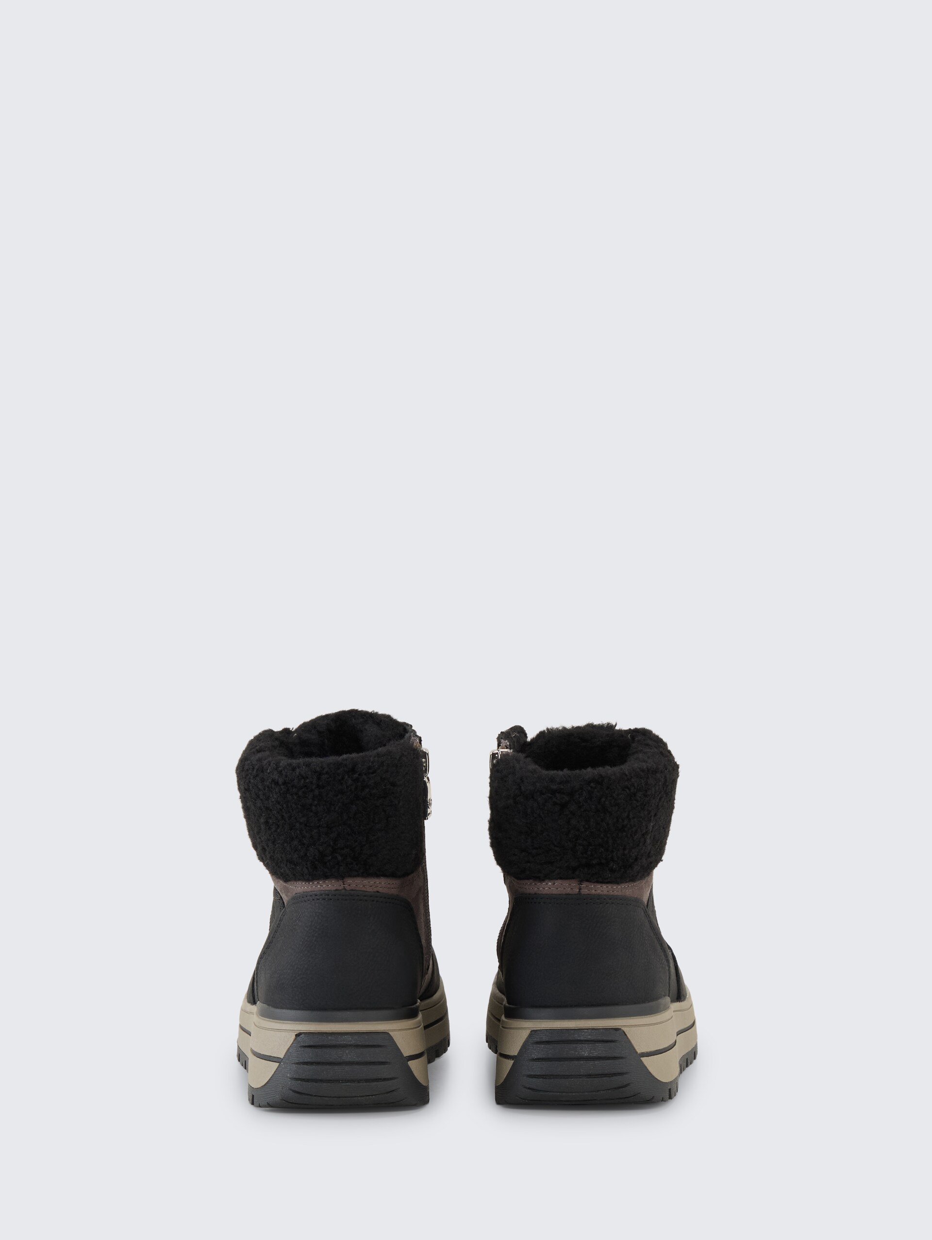 Wasserfeste Stiefeletten mit Plateau-Sohle - black - Produkt-Rückansicht