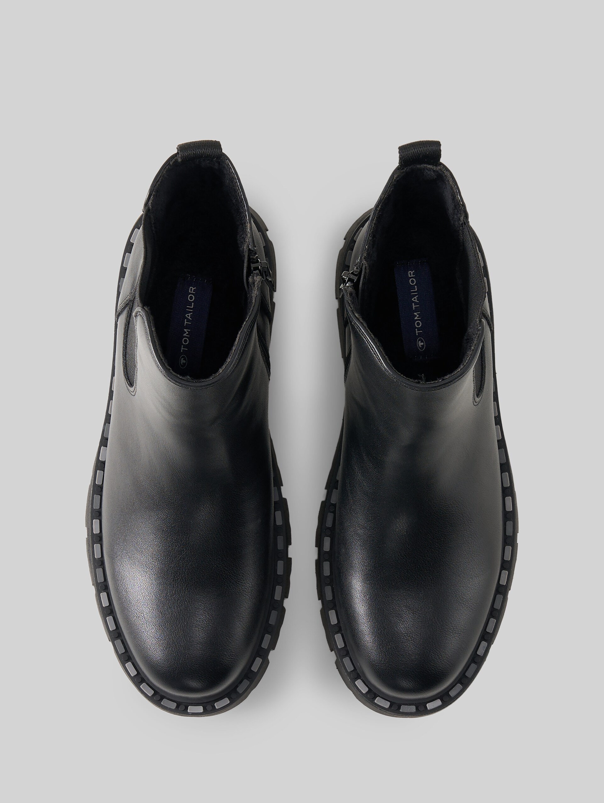Lined Chelsea boots - black - Product view from top 