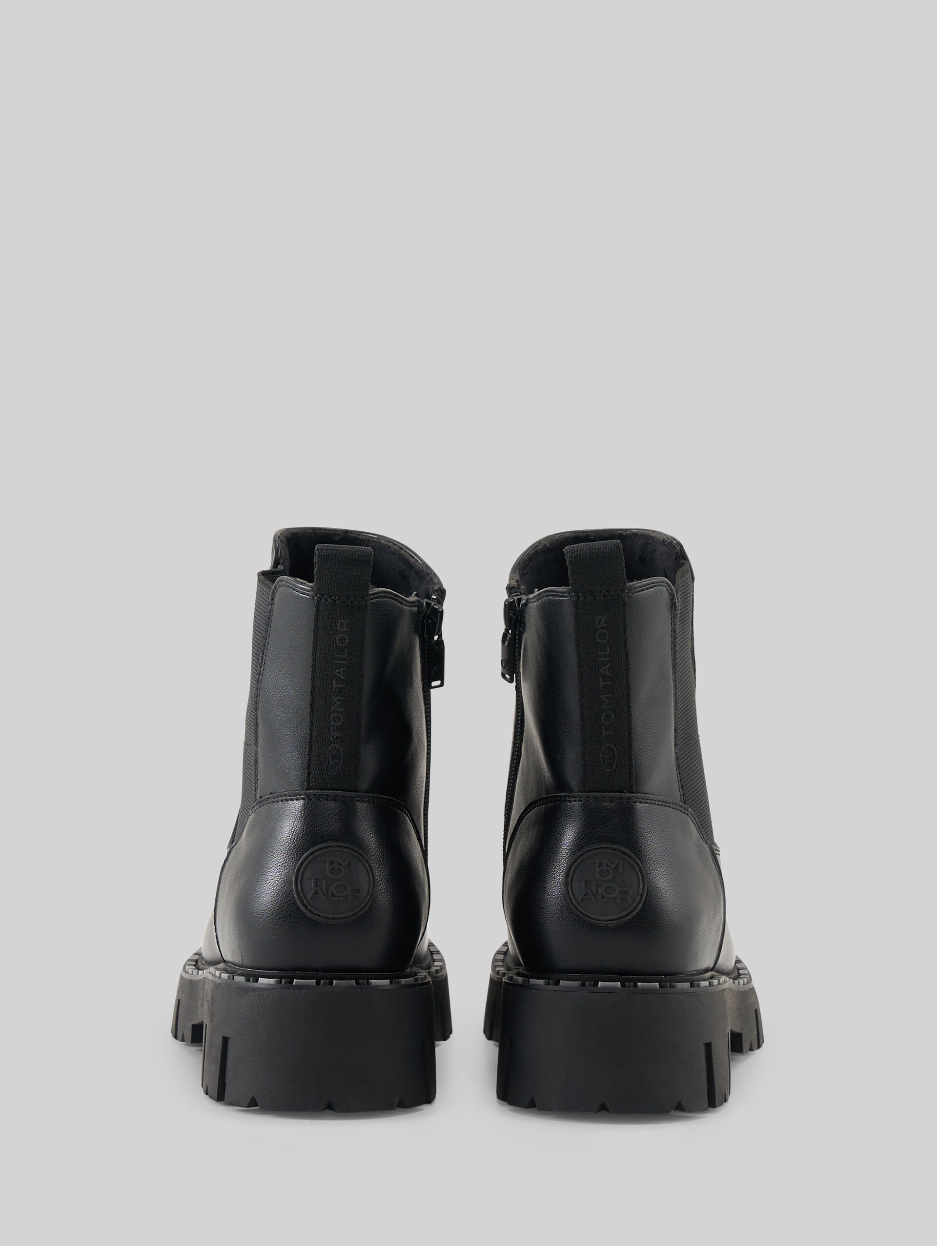 Lined Chelsea boots - black - Product rear view