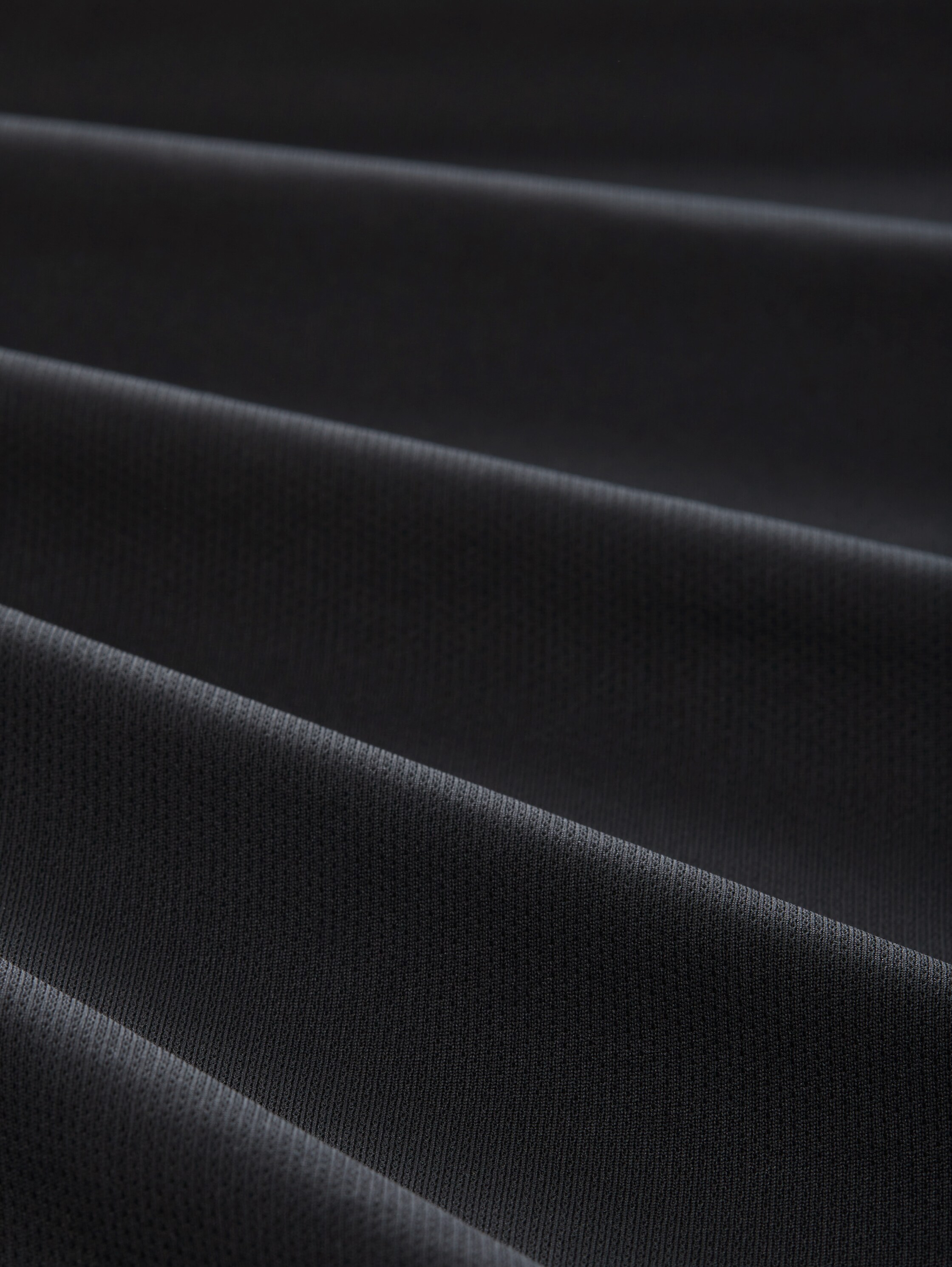 Kurzärmliges Sport-Funktionsshirt - 7