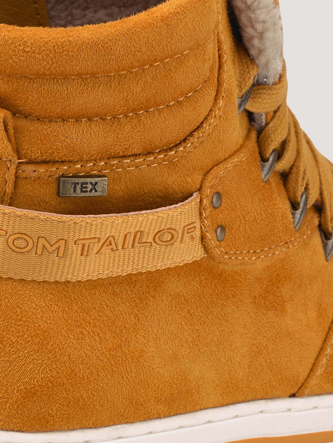 Gefütterter Stiefel - curry