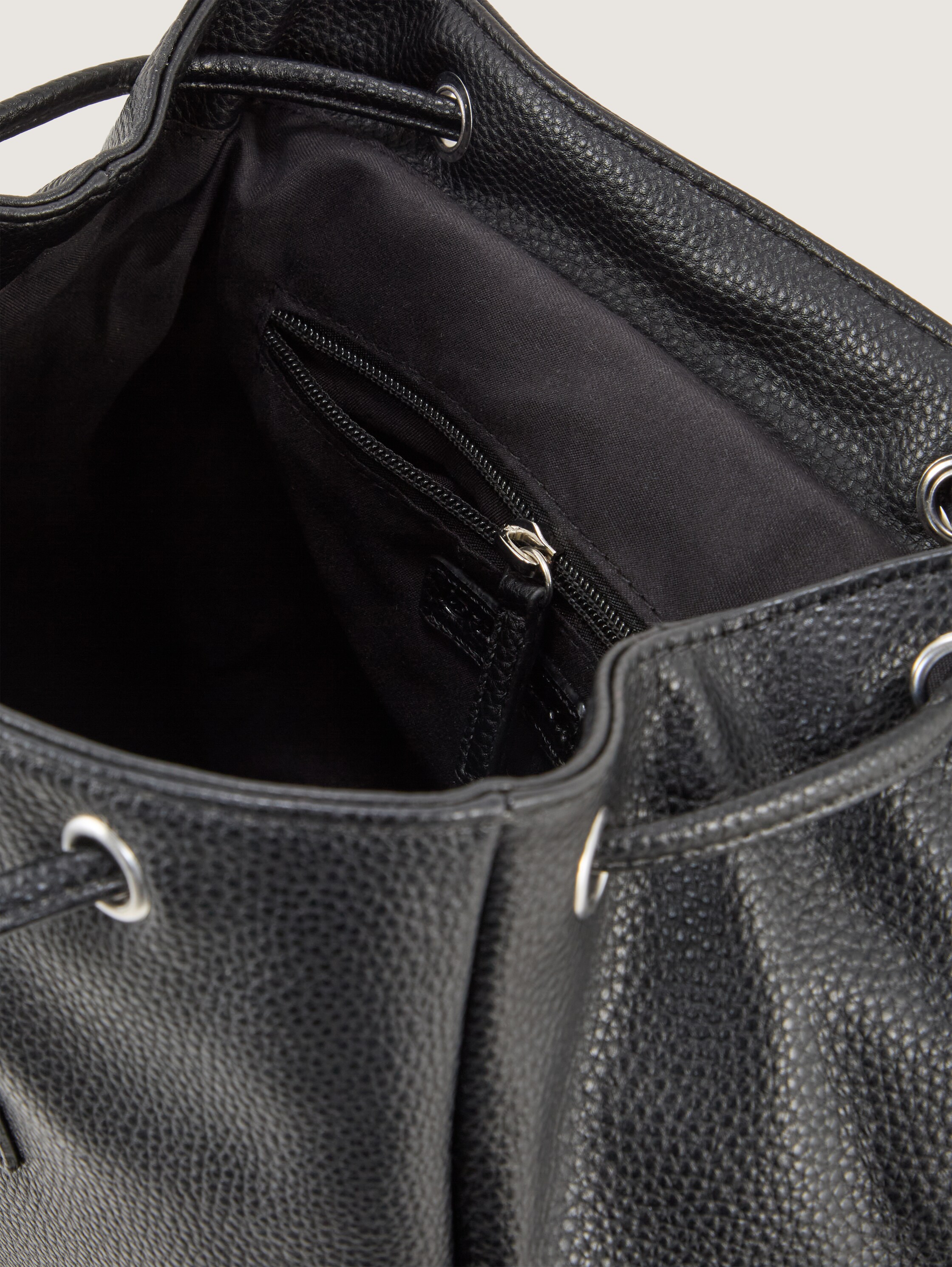 TTTINNA rugzak met klep - schwarz_black - 