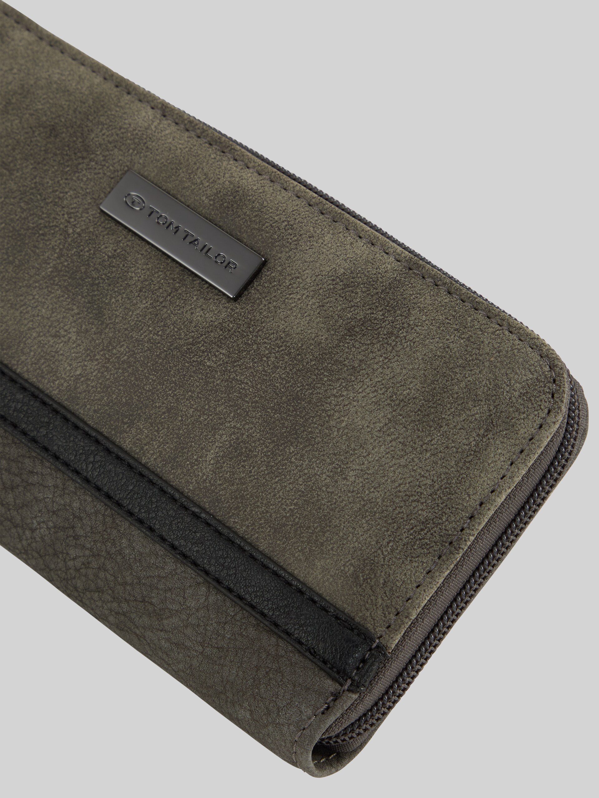 TTELIN Portemonnaie mit Logo-Applikation - grey - seitliche Produkt-Ansicht 