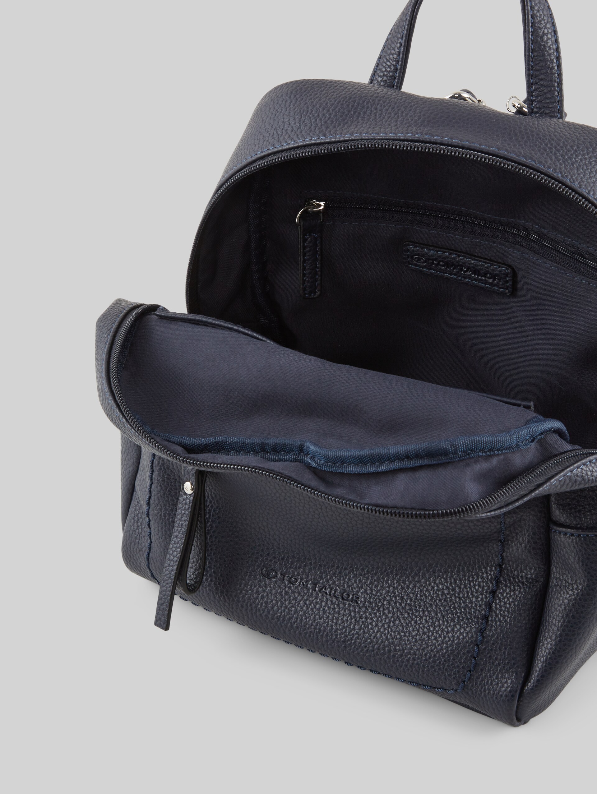 TTTINNA S Rucksack aus Lederimitat - blue - seitliche Produkt-Ansicht 