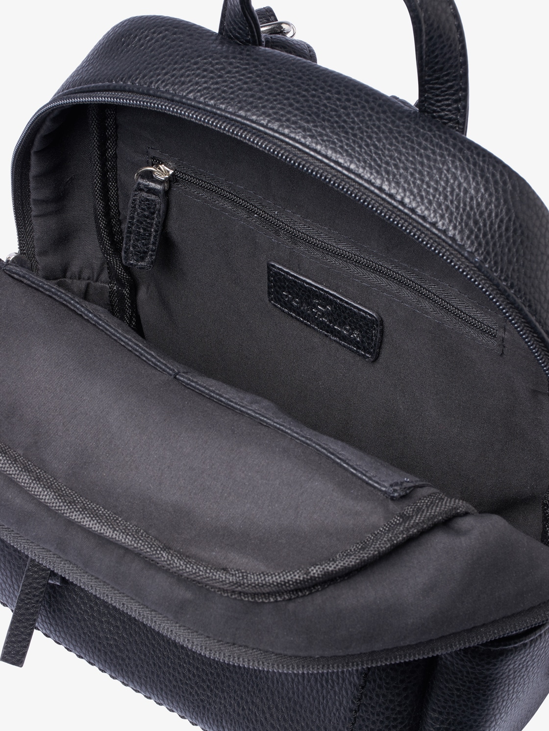 TTTINNA S Rucksack aus Lederimitat - schwarz / black - seitliche Produkt-Ansicht 